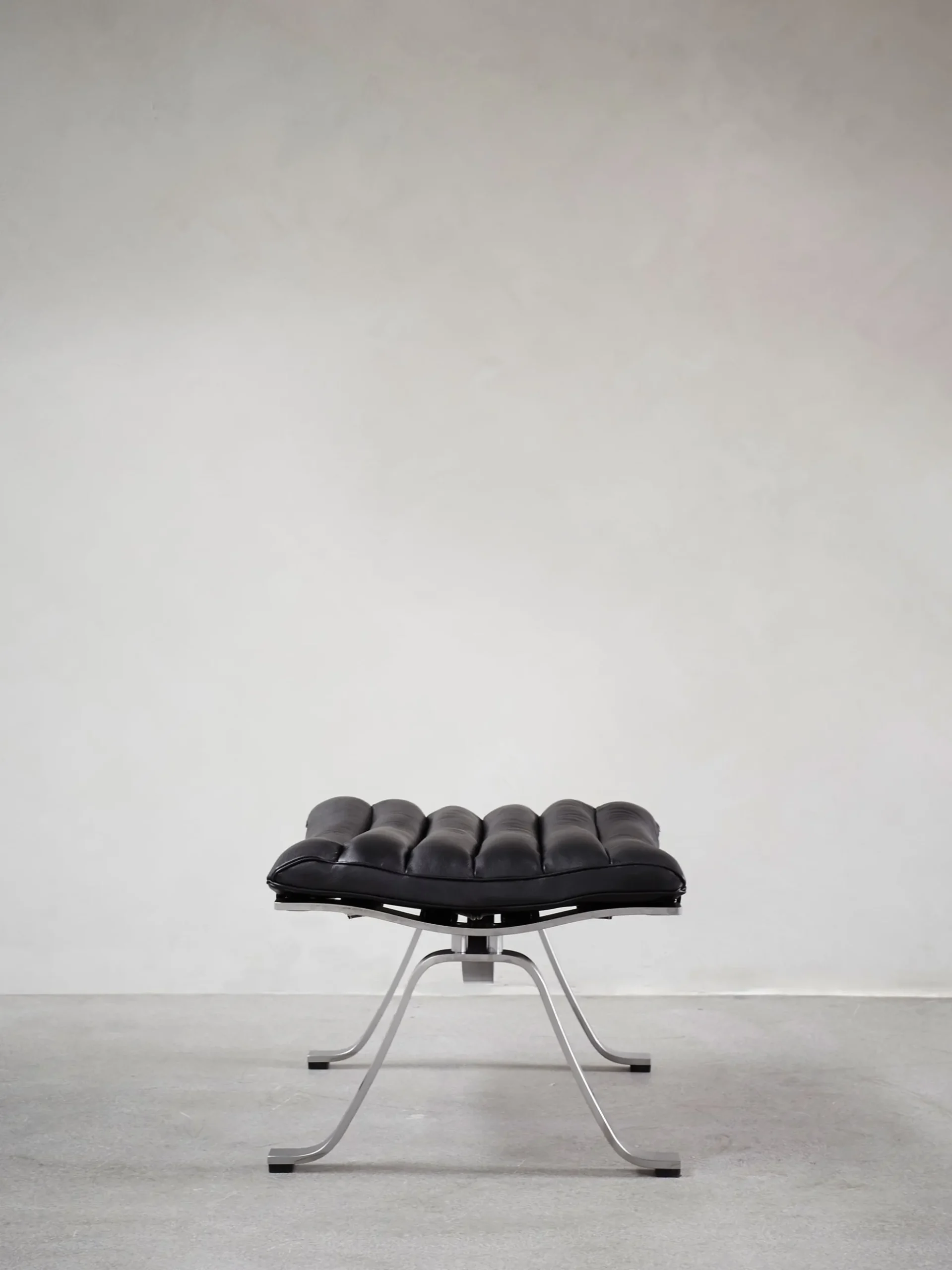 Ari Footstool - Black