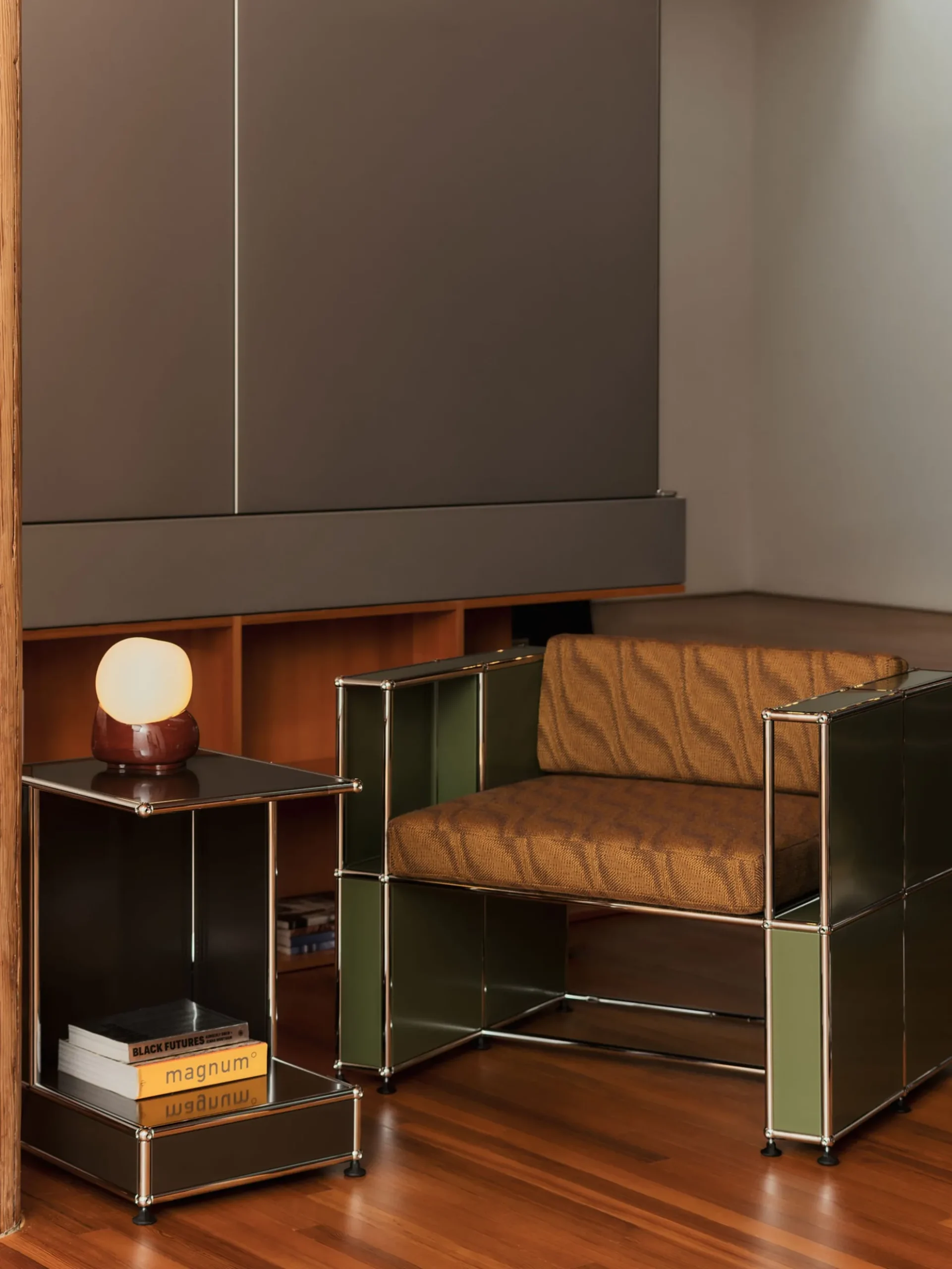 Arkad Side Table