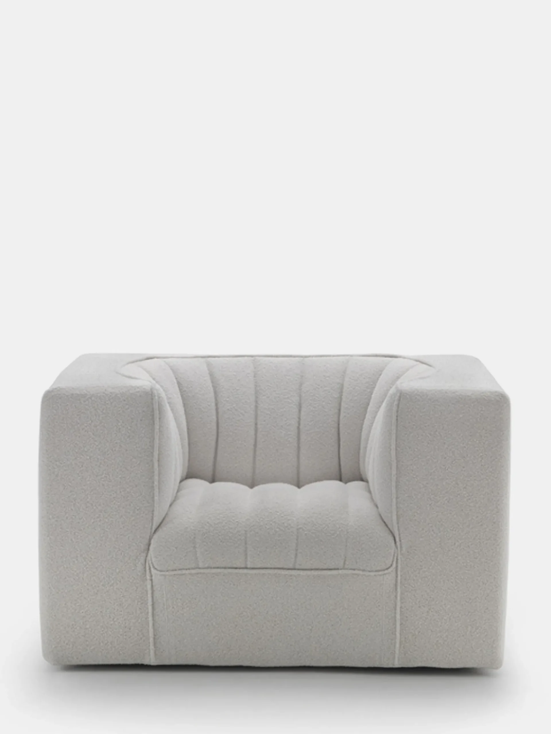 9000 Armchair