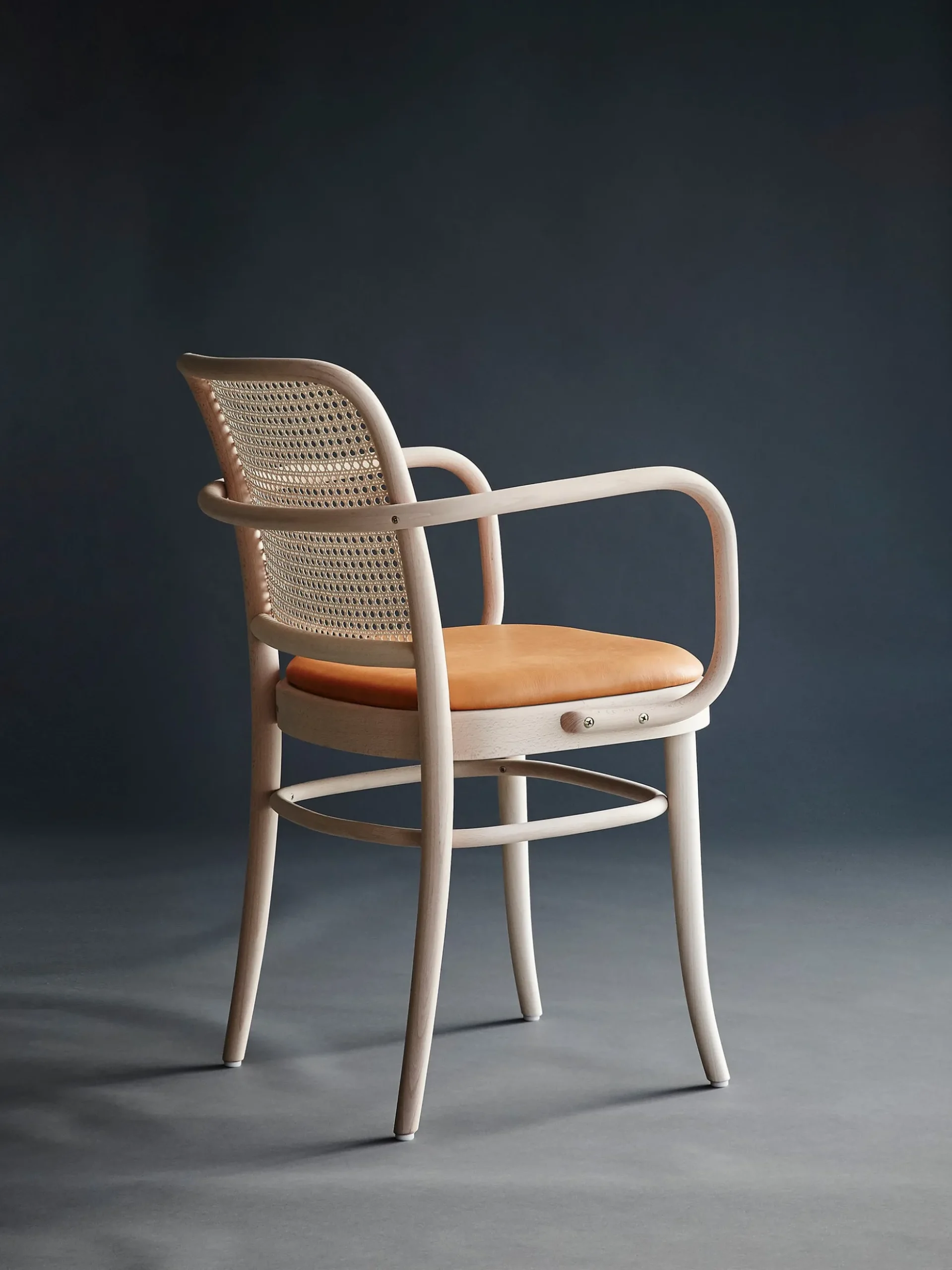 Armchair No 811 – Raw – Tärnsjö Leather
