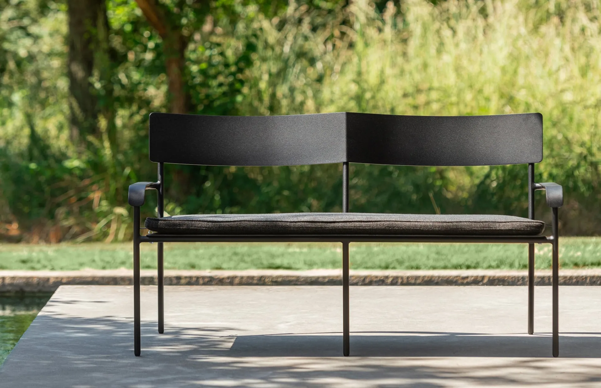 August Outdoor Sofa