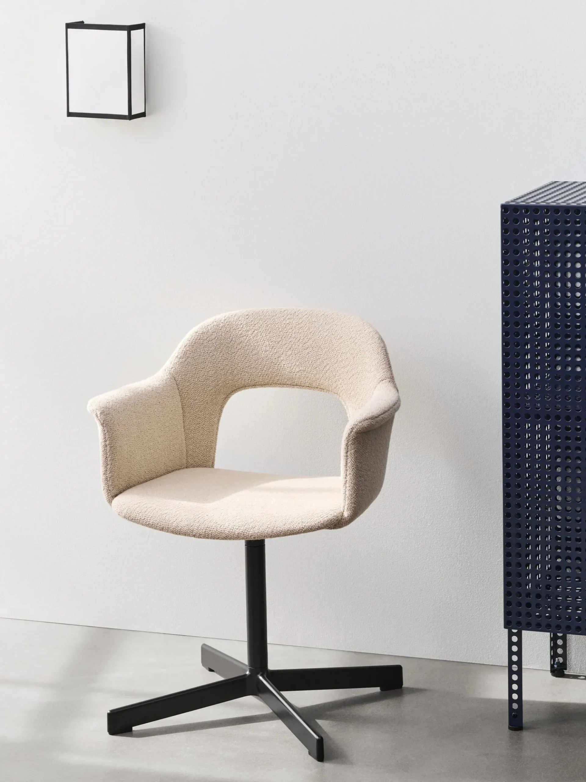 Ava Square Wall Lamp