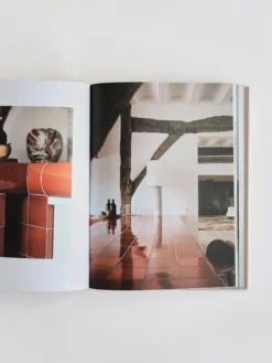 Bea Mombaers Items & Interiors