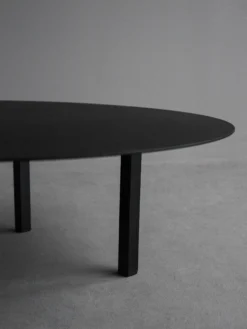 Bea Mombaers Table