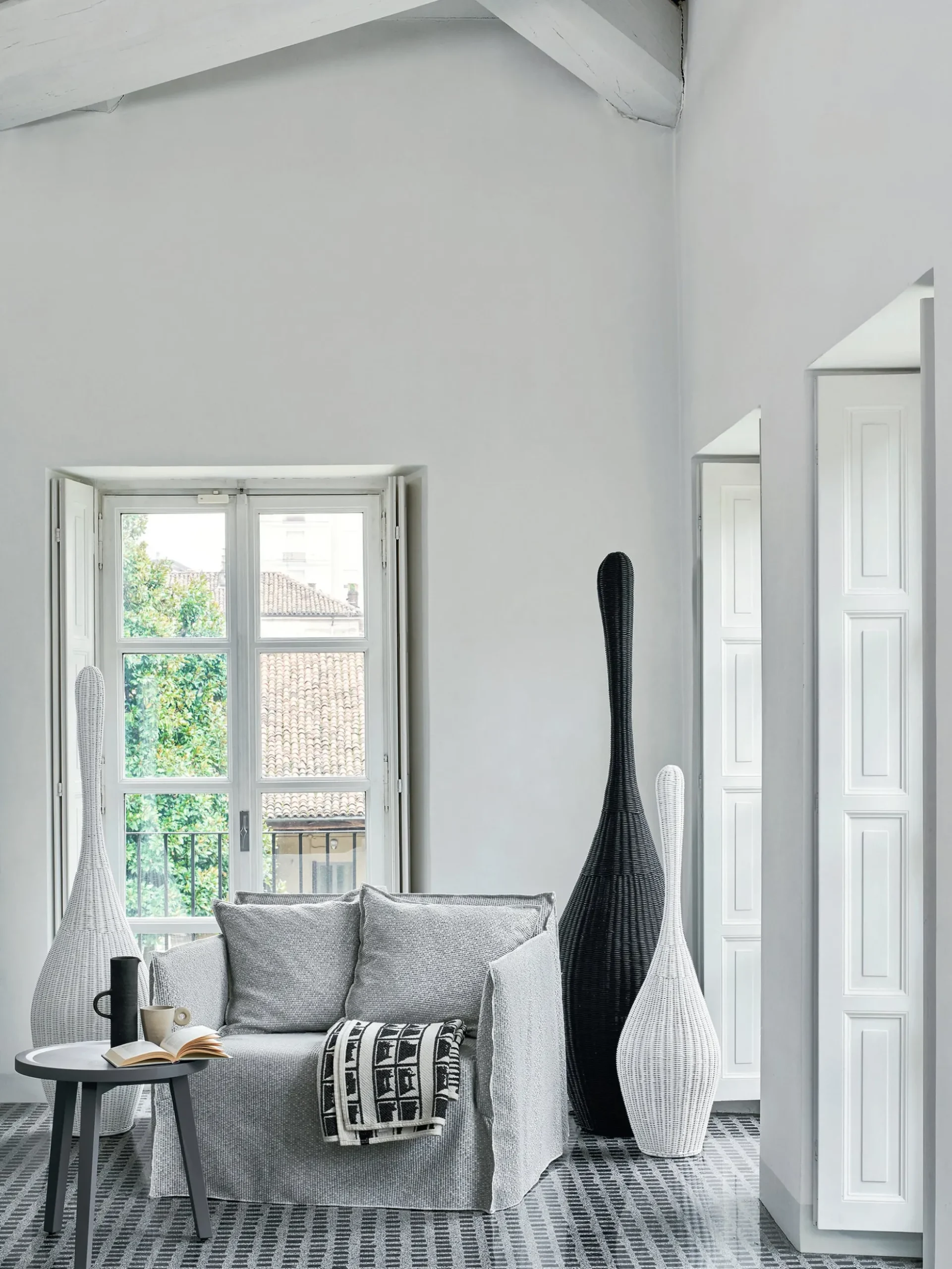 Bolla Standing Lamp