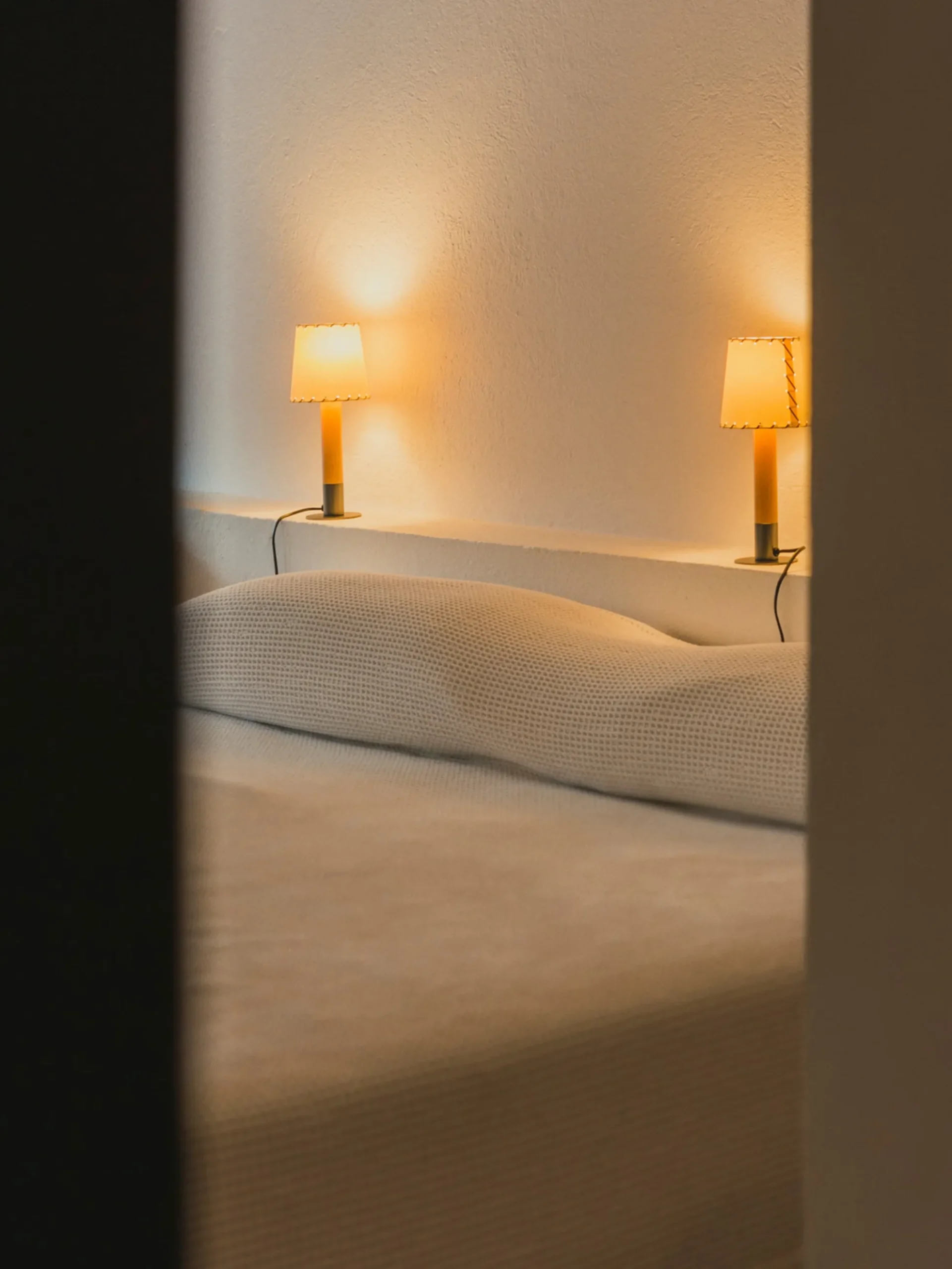 Básica Mínima - Table Lamp