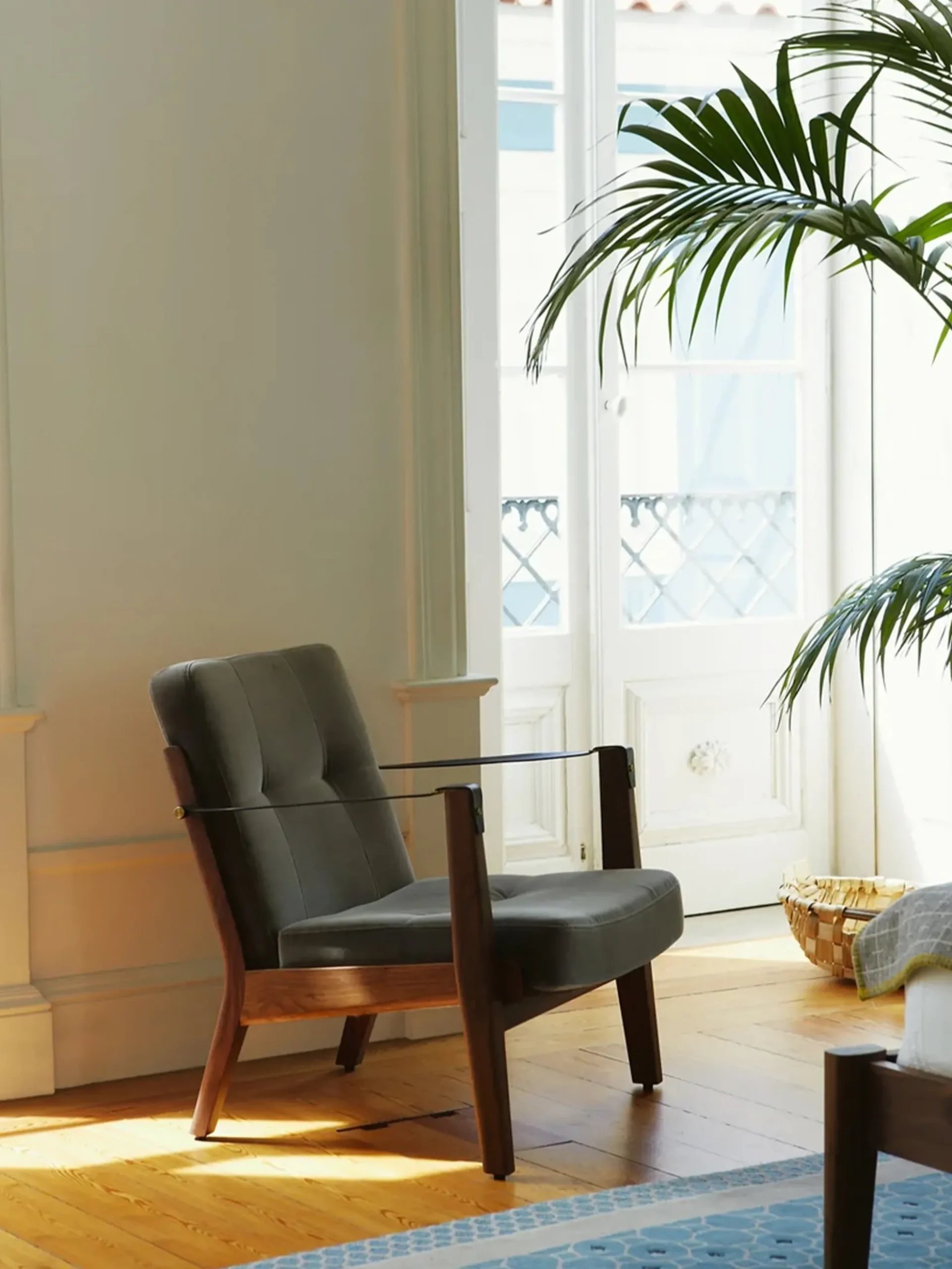 Capo Lounge Armchair