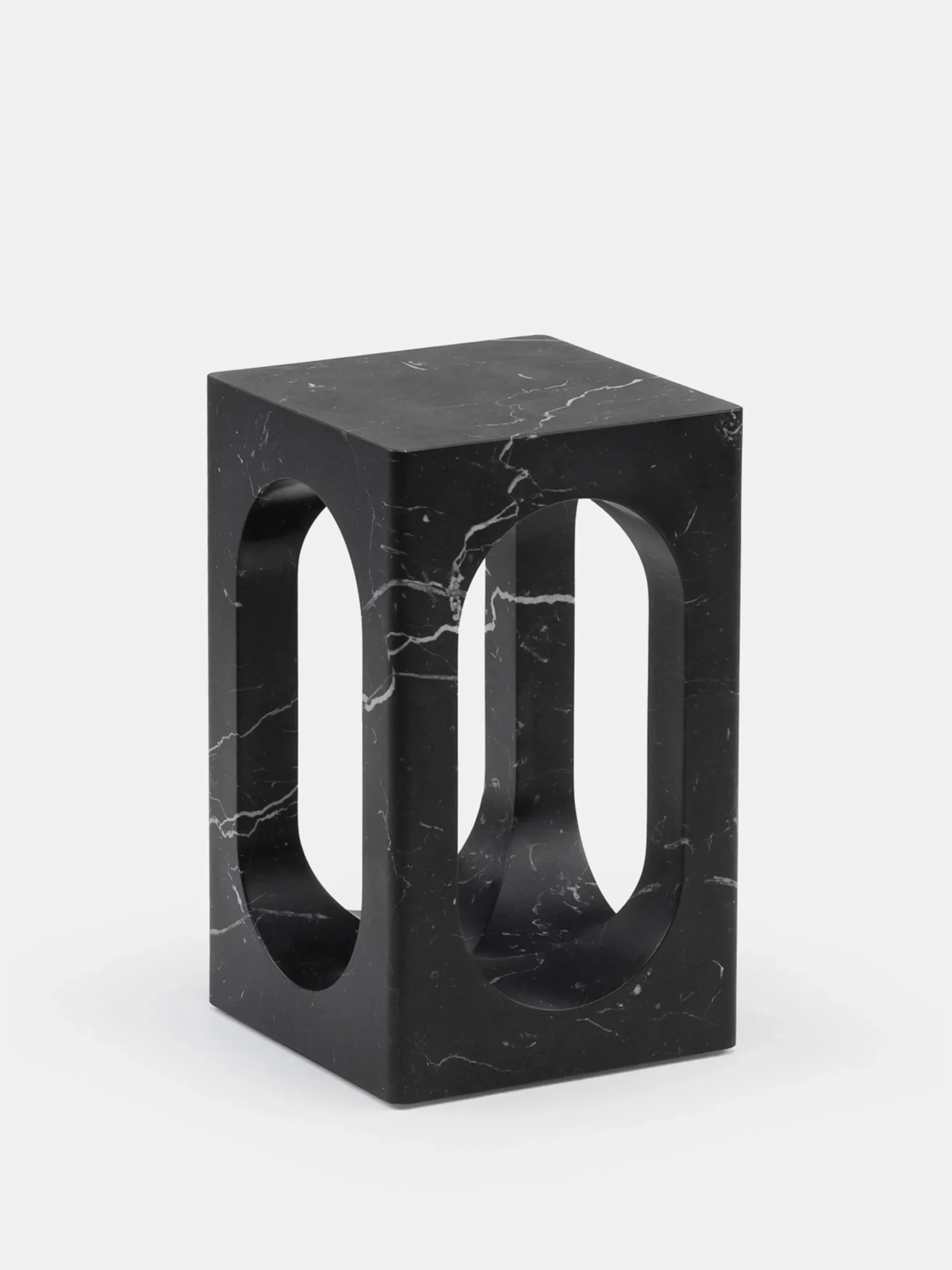 Carlo Sidetable