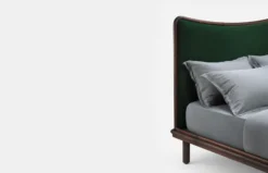 Carlton Bed