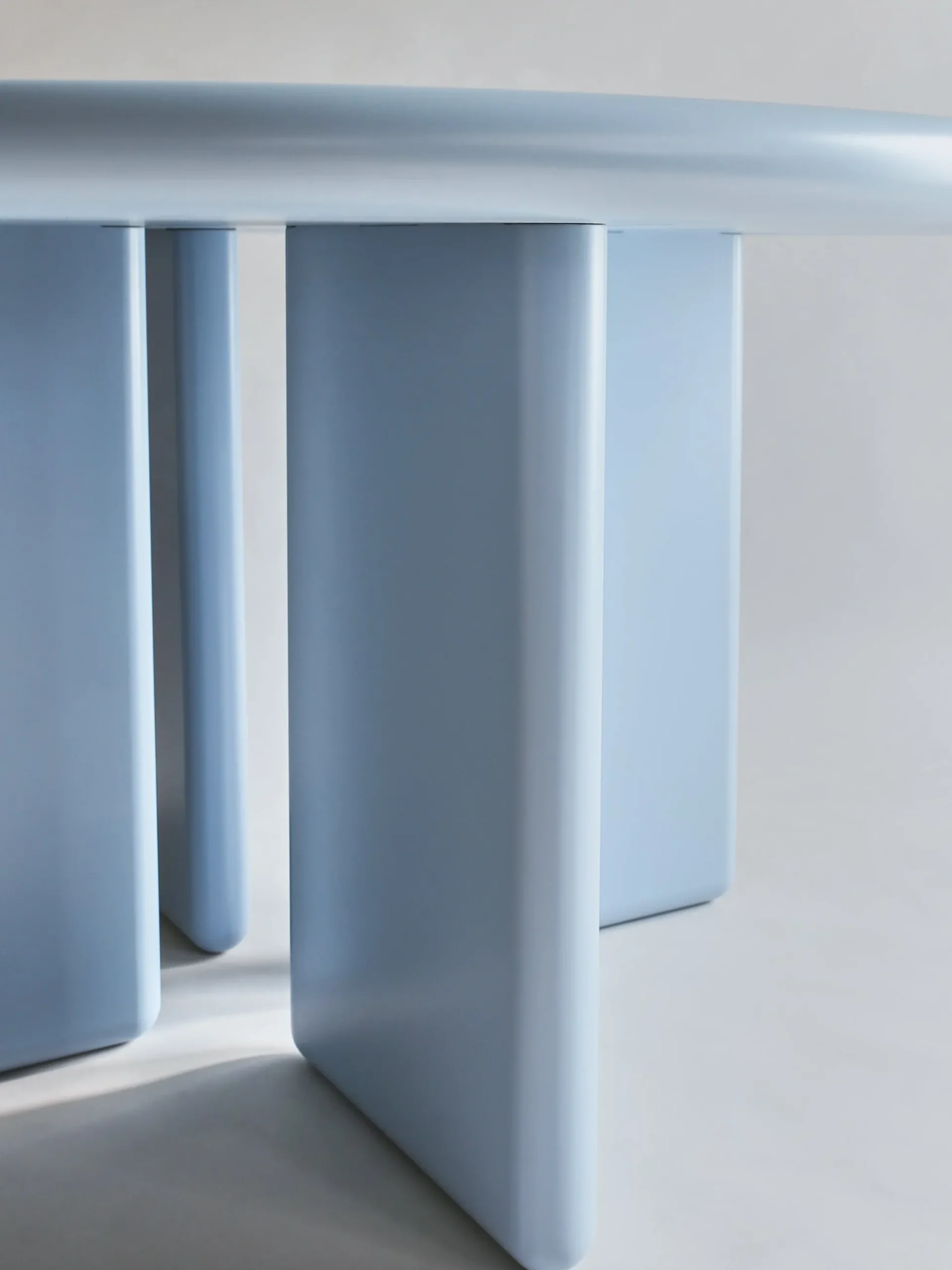 Chunky Round Table - Light Blue - 140
