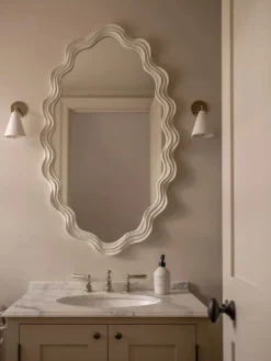 Clam Shell Mirror Oval