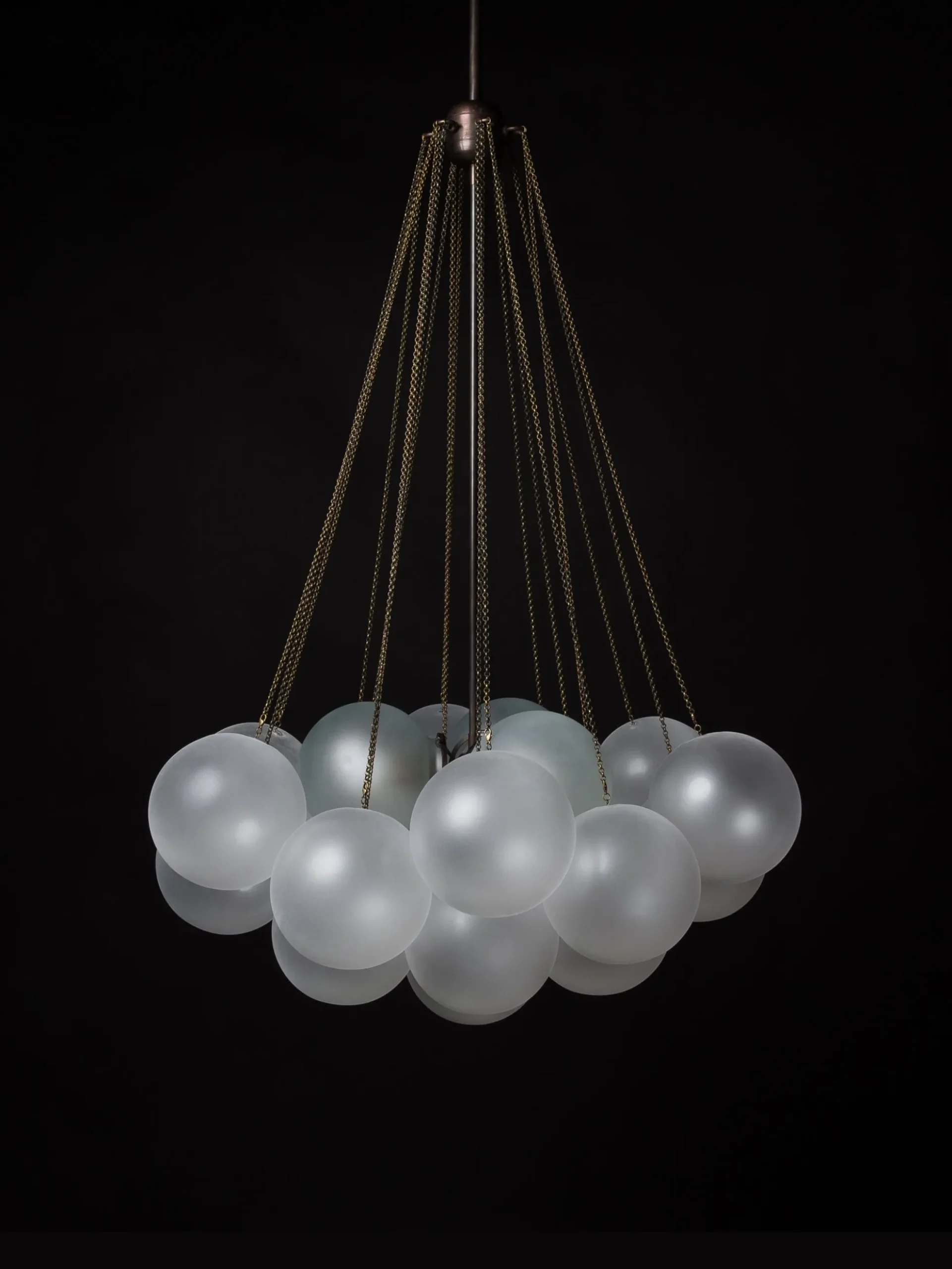 Cloud 19 - Chandelier