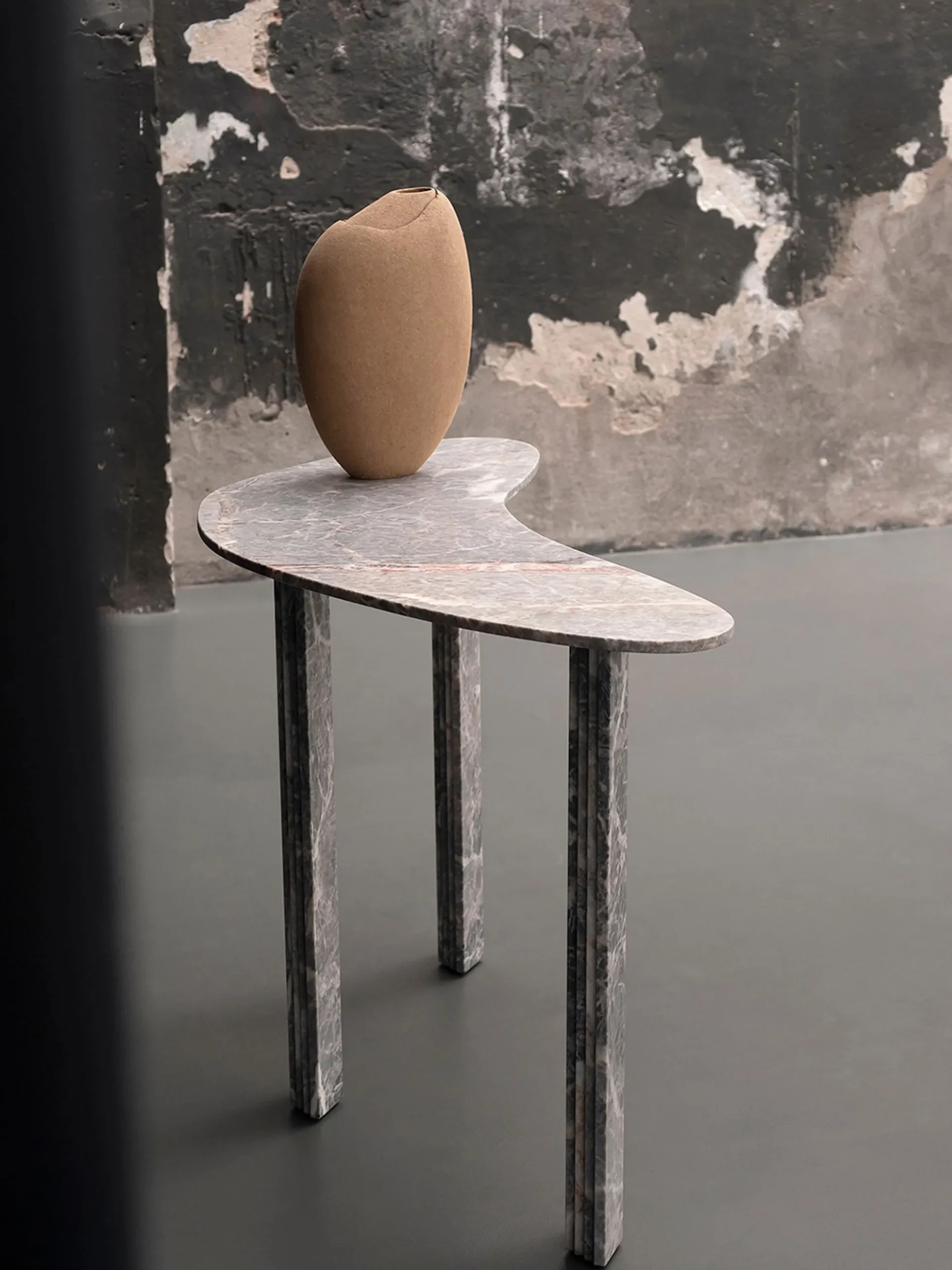 Colombo Console - Matt Fior di Pesco