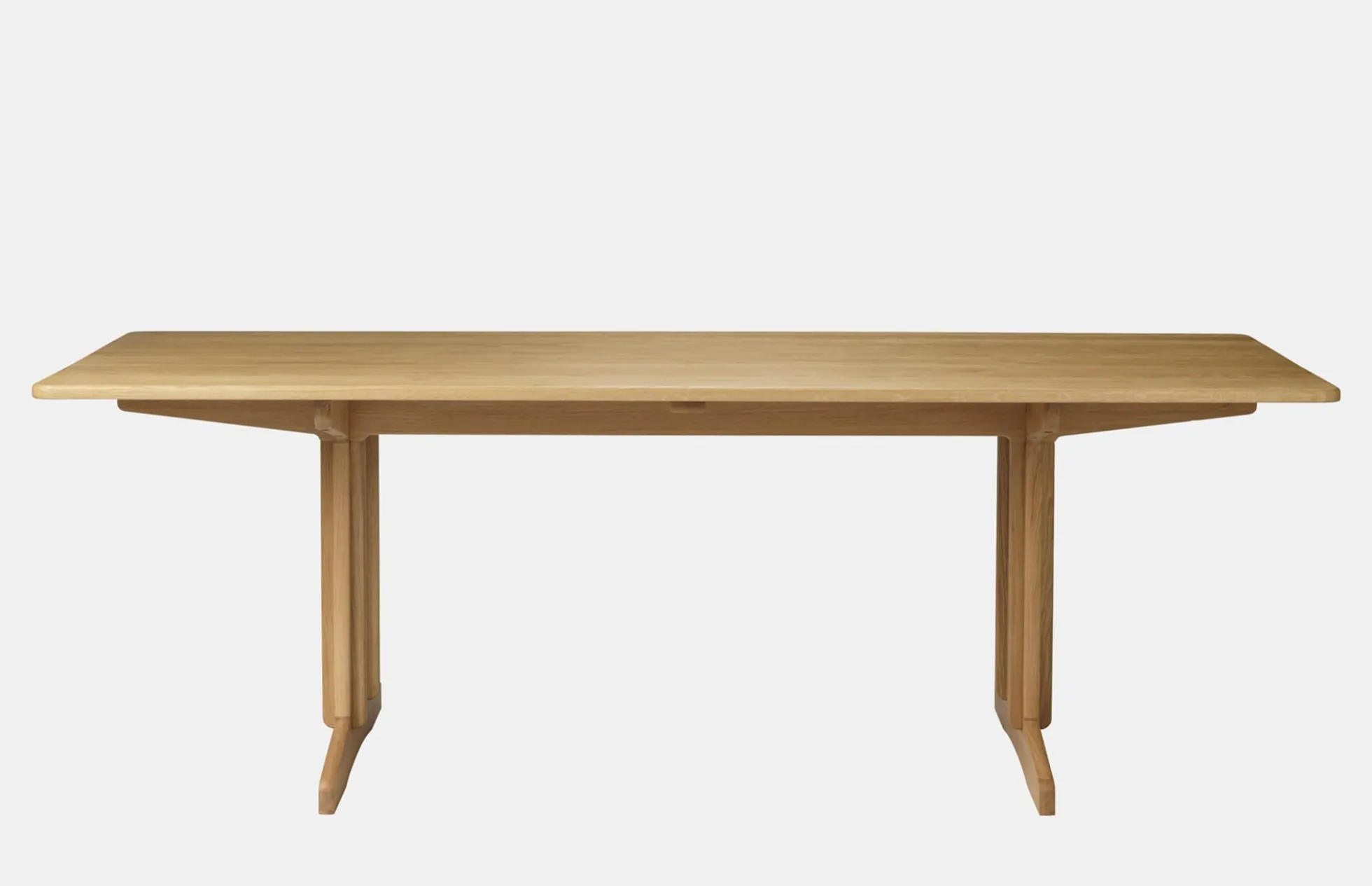 C64 Shaker Dining Table