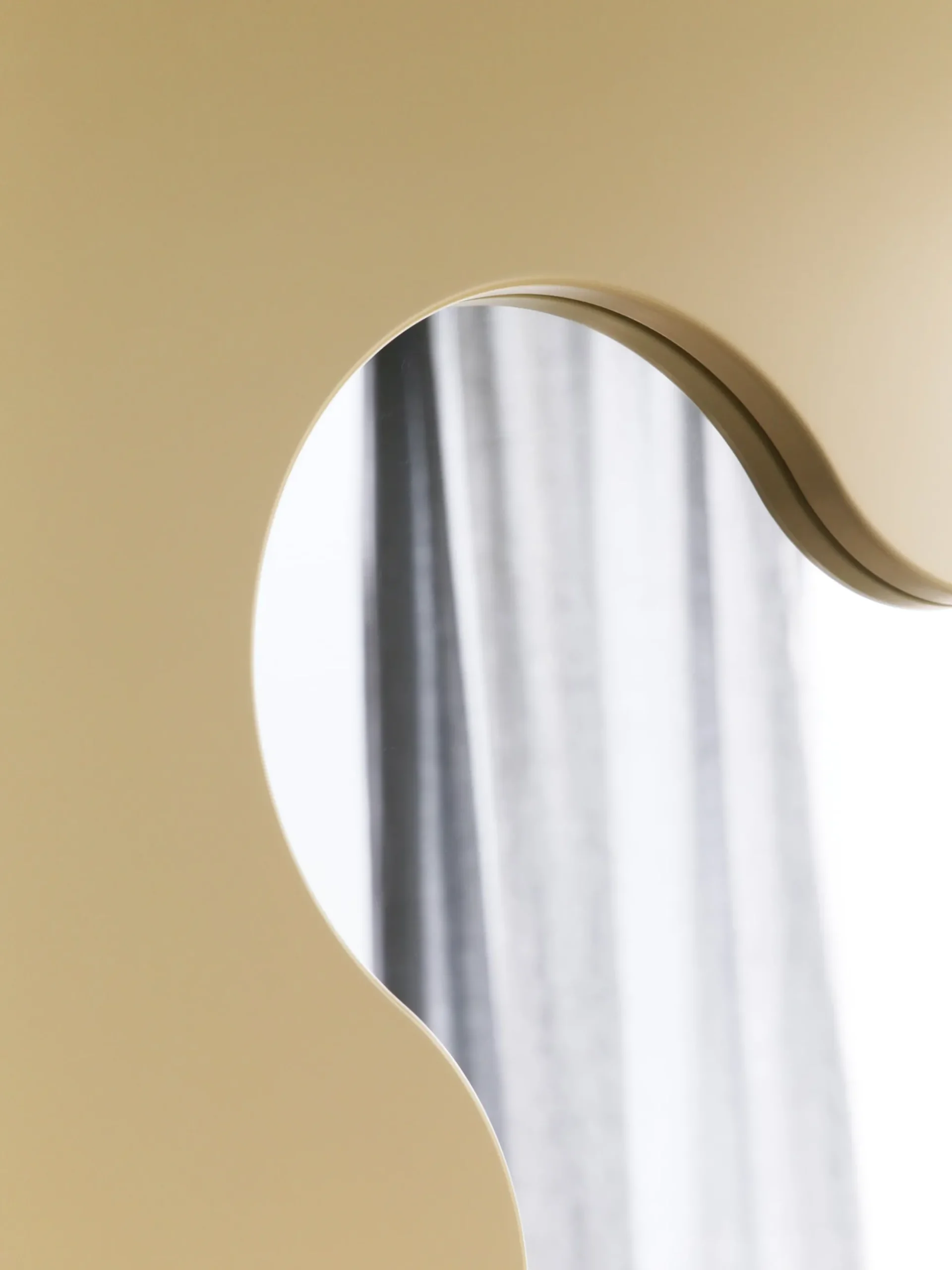 Curvy Mirror - Light Yellow