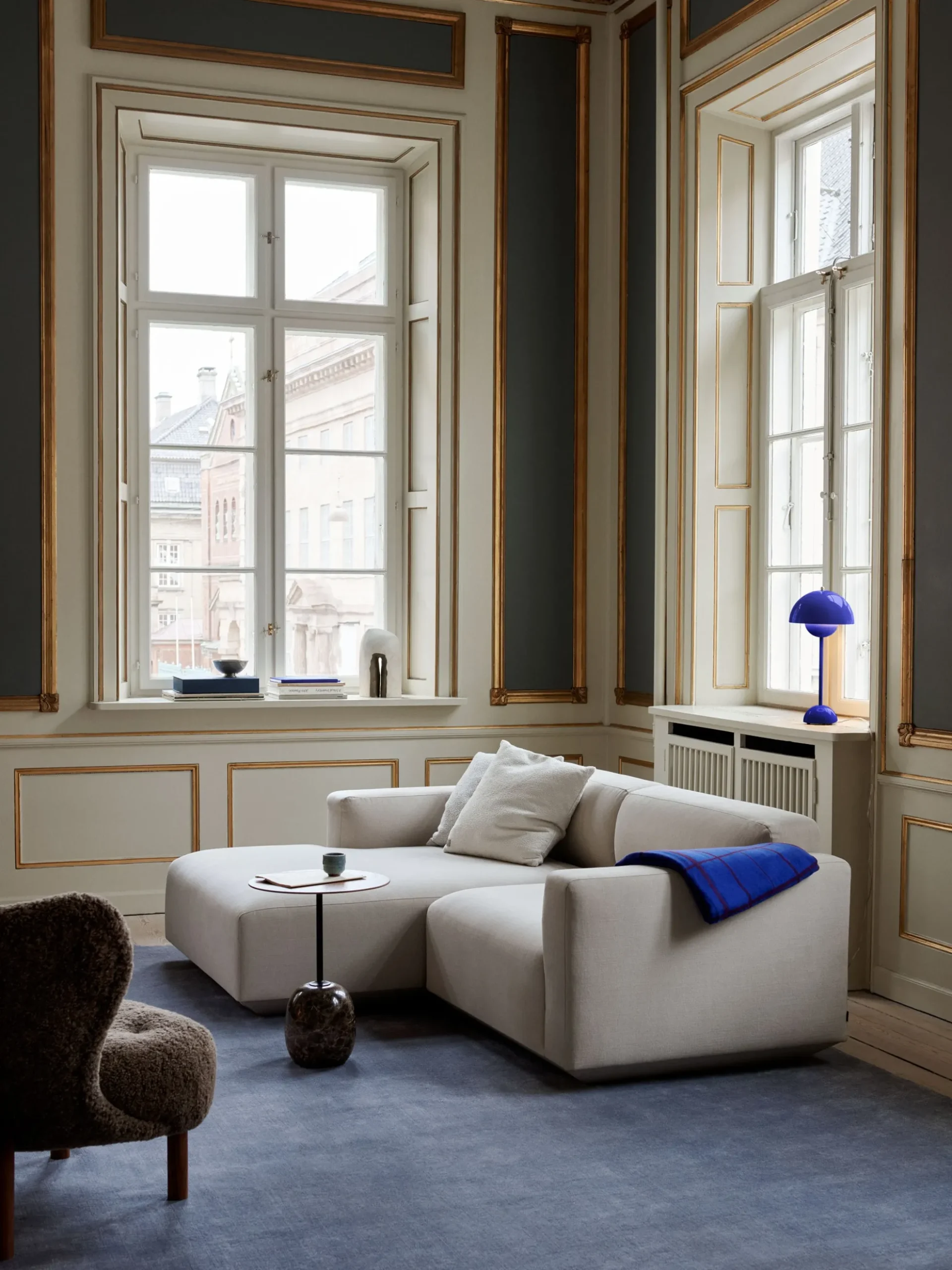 Develius Sofa