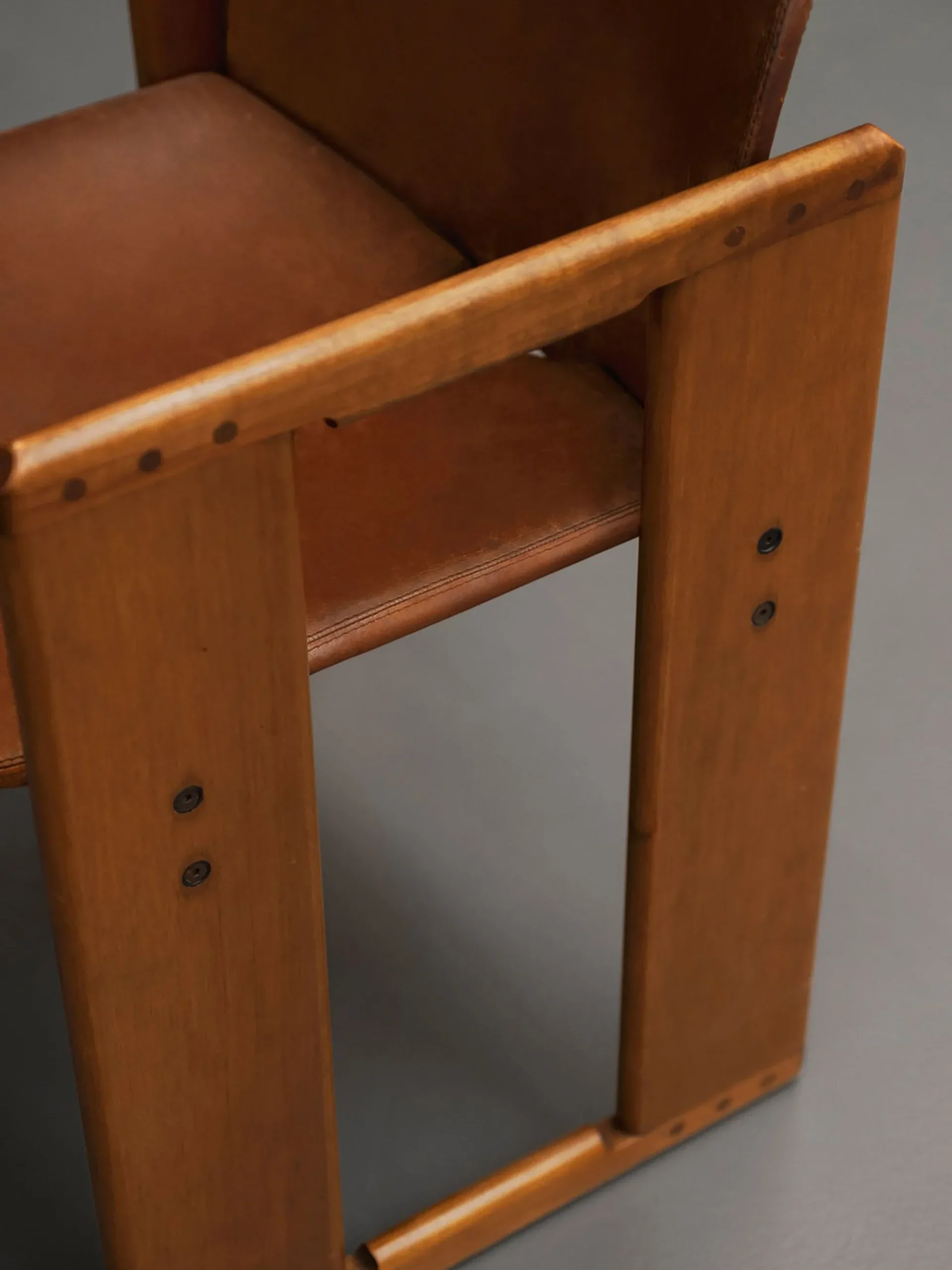 Dialogo Armchair