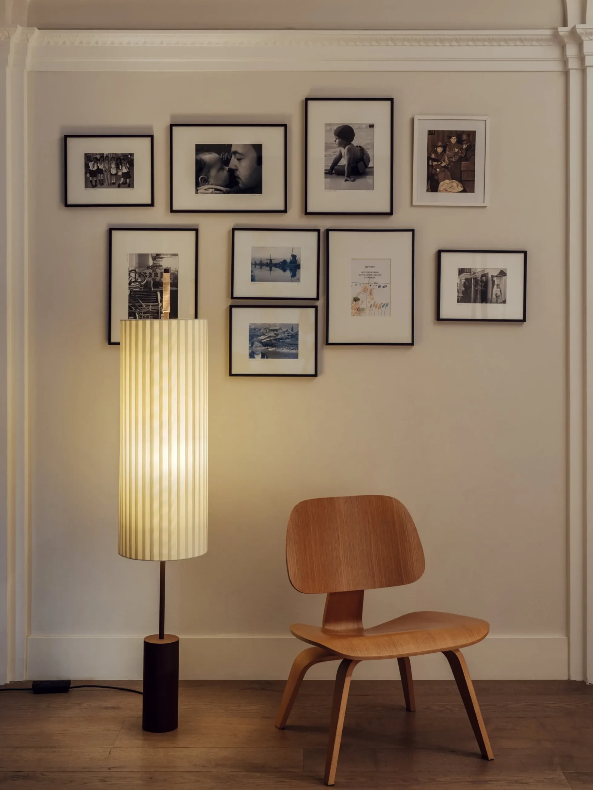 Dórica Floor Lamp