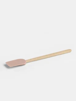 Easy Praline Dough Scraper