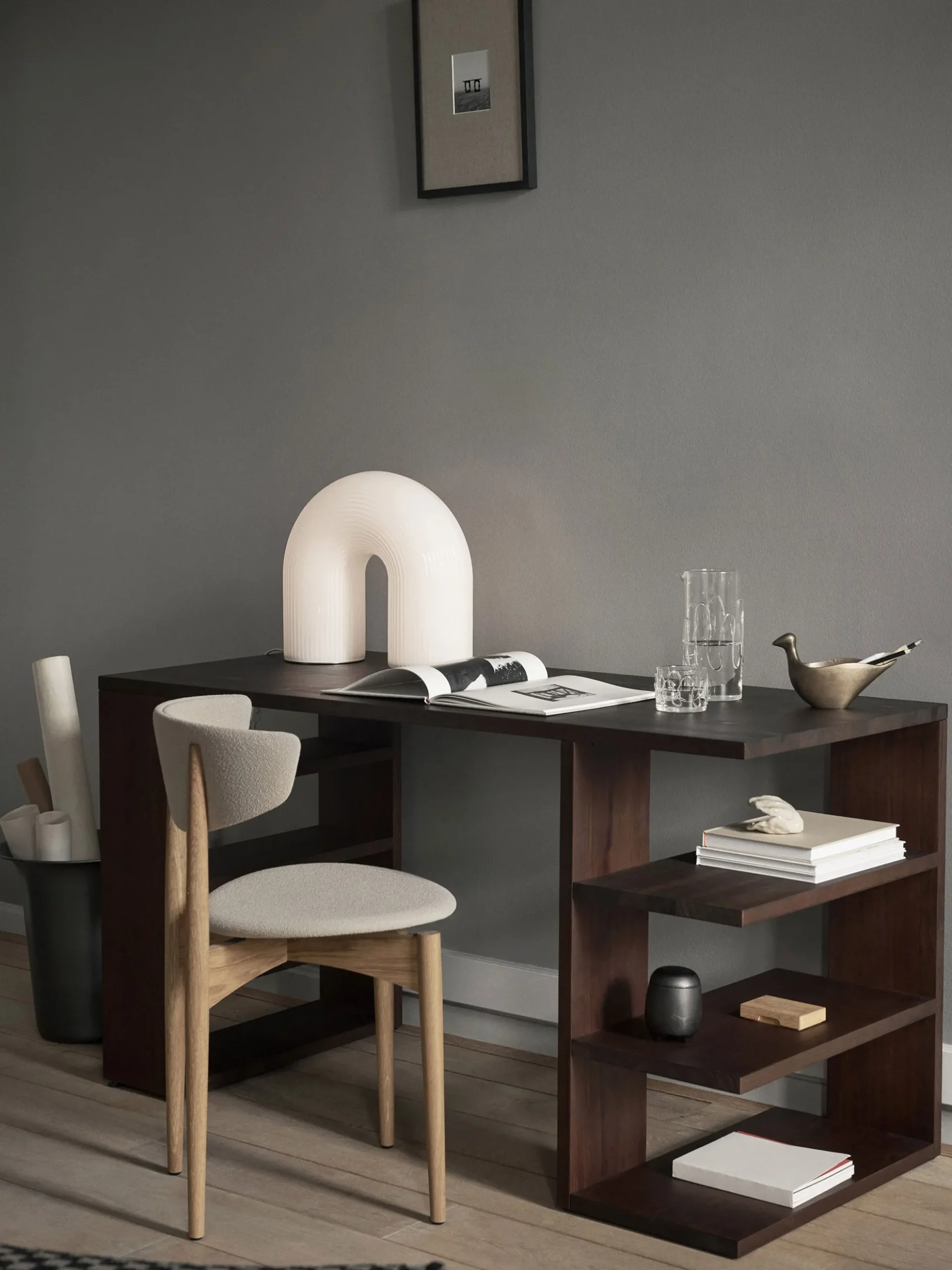 Edre Desk
