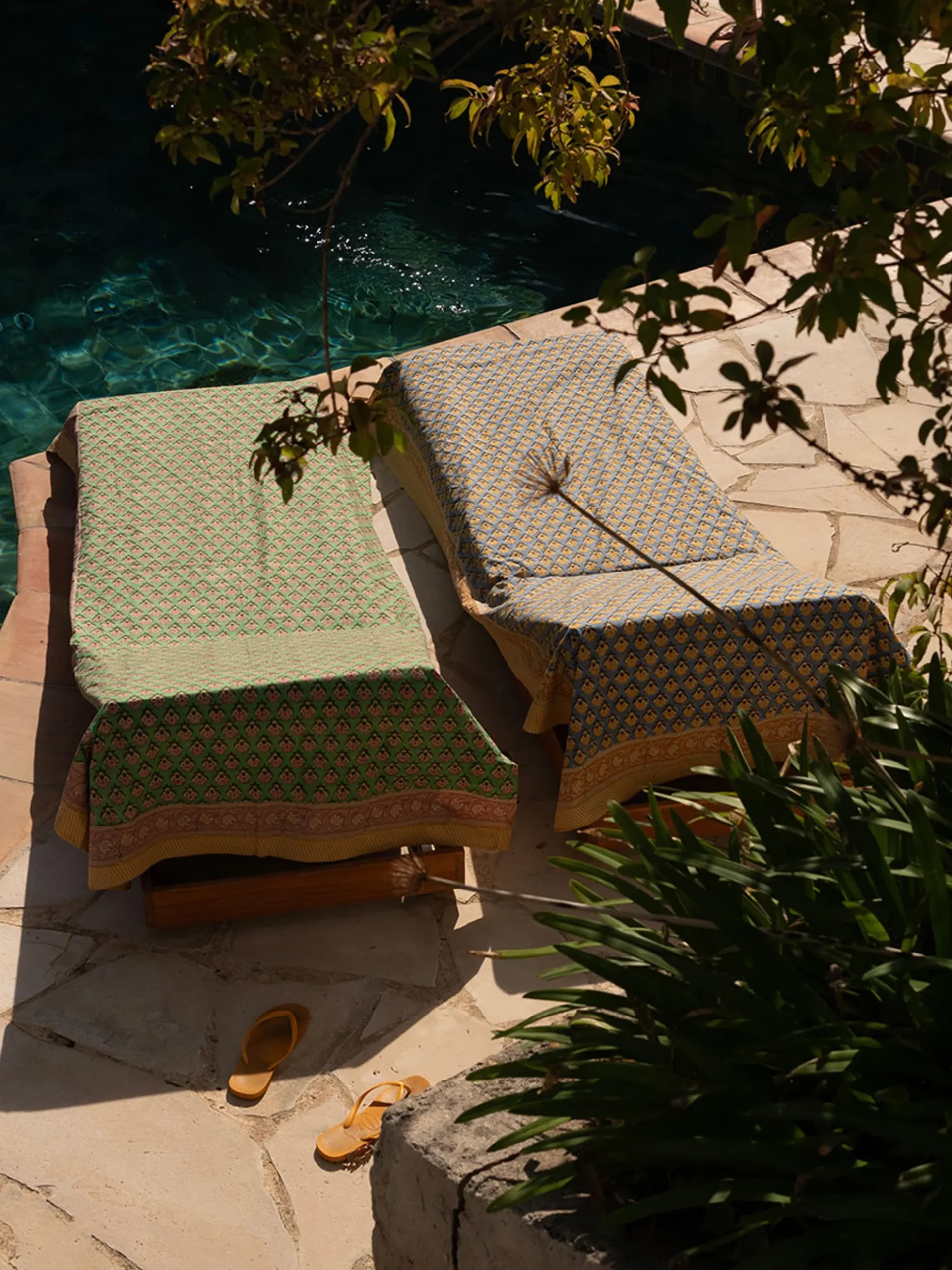 Emma Table Cloth - 220x140 cm