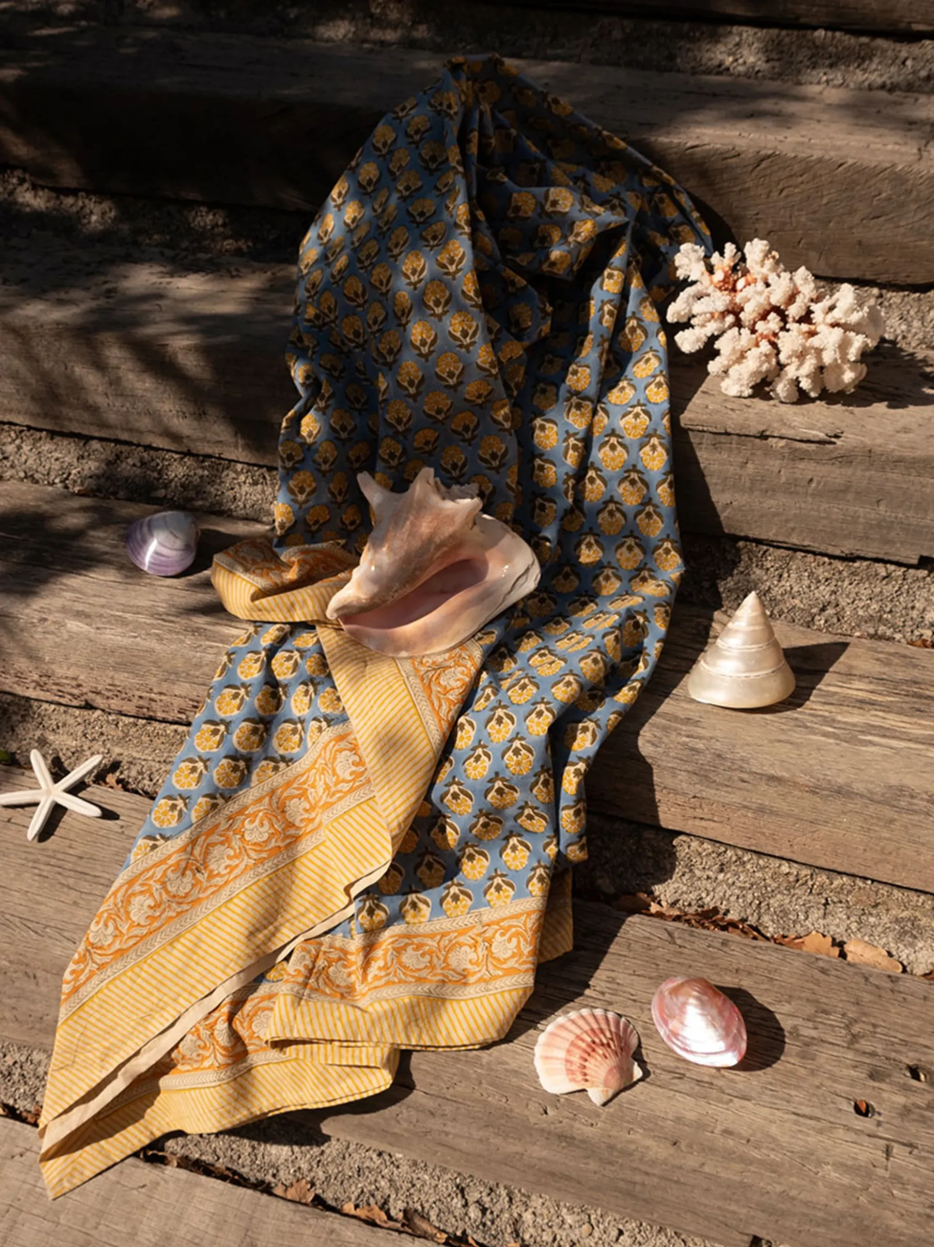 Emma Table Cloth - 220x140 cm