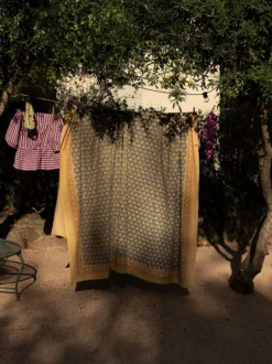 Emma Table Cloth - 220x140 cm