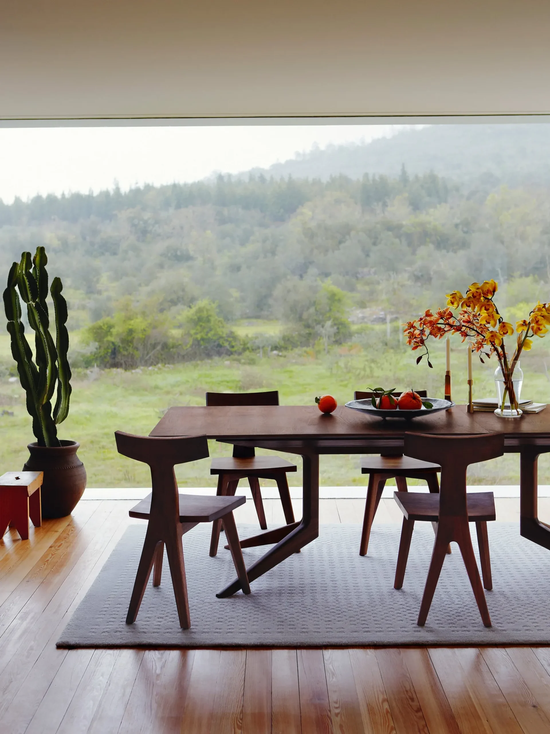Fin Dining Chair