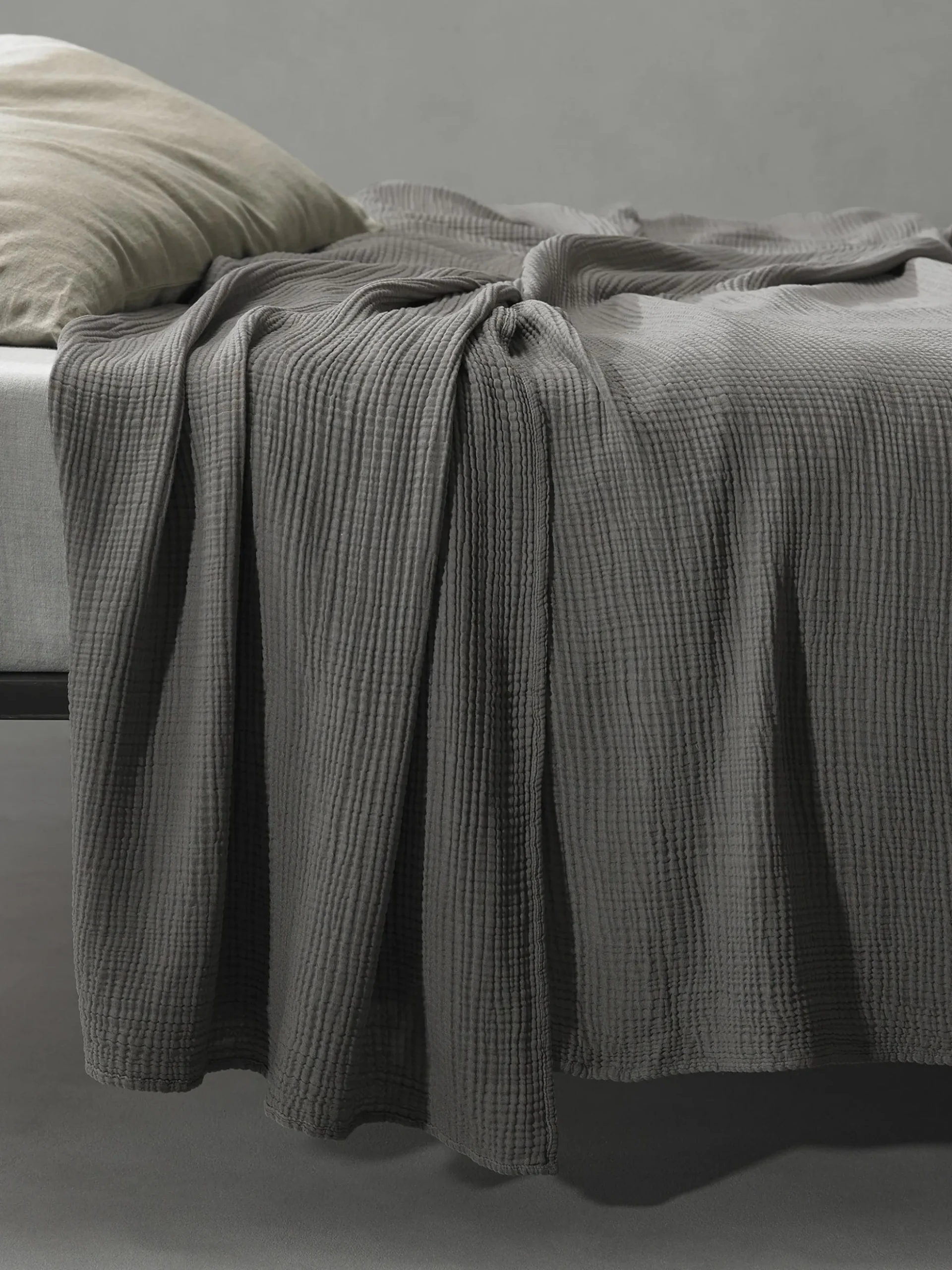 Free New Bed Cover 240x260 87 Fumo