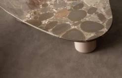 Gian Table