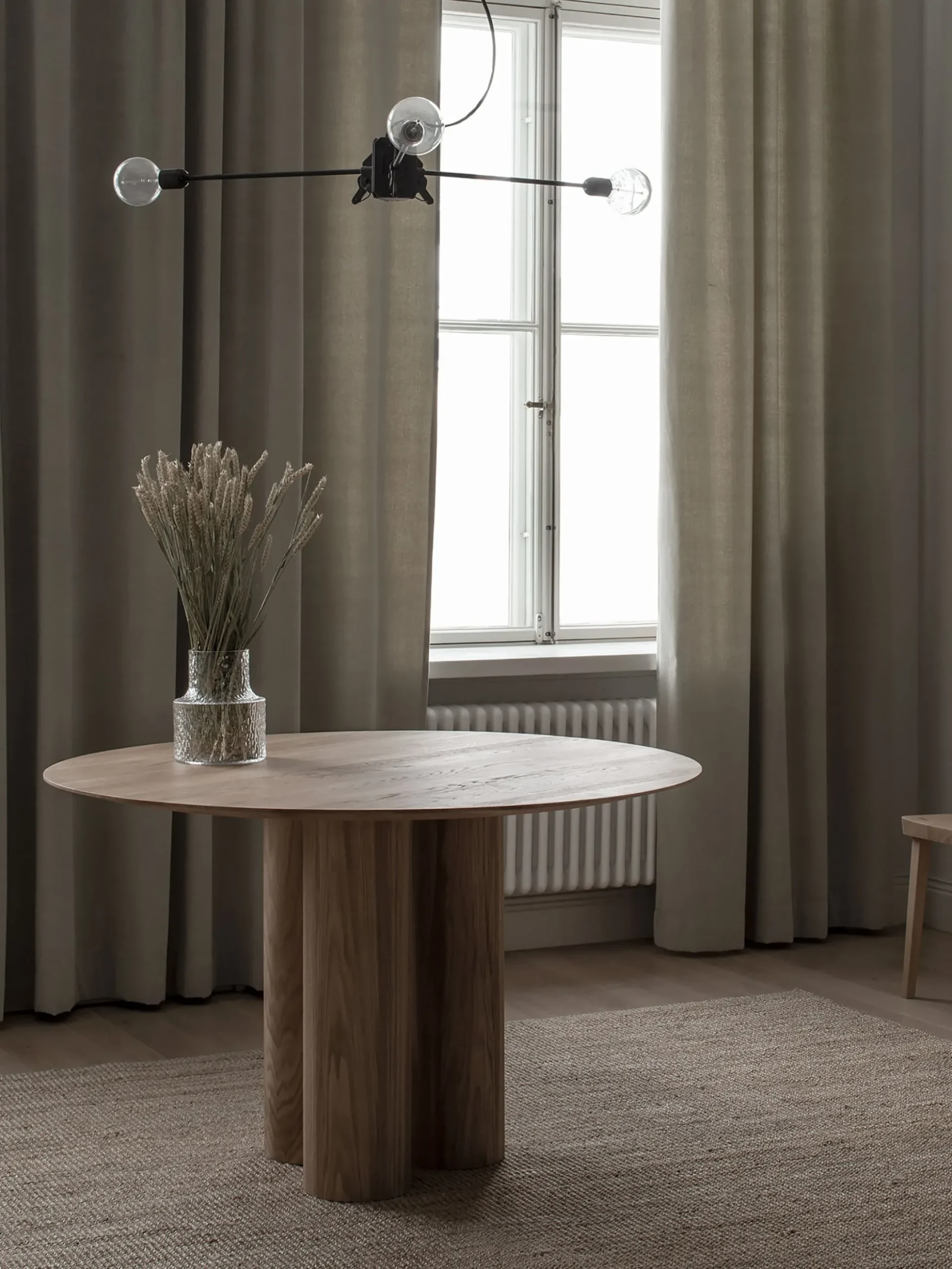 Hommage Grande Dining Table