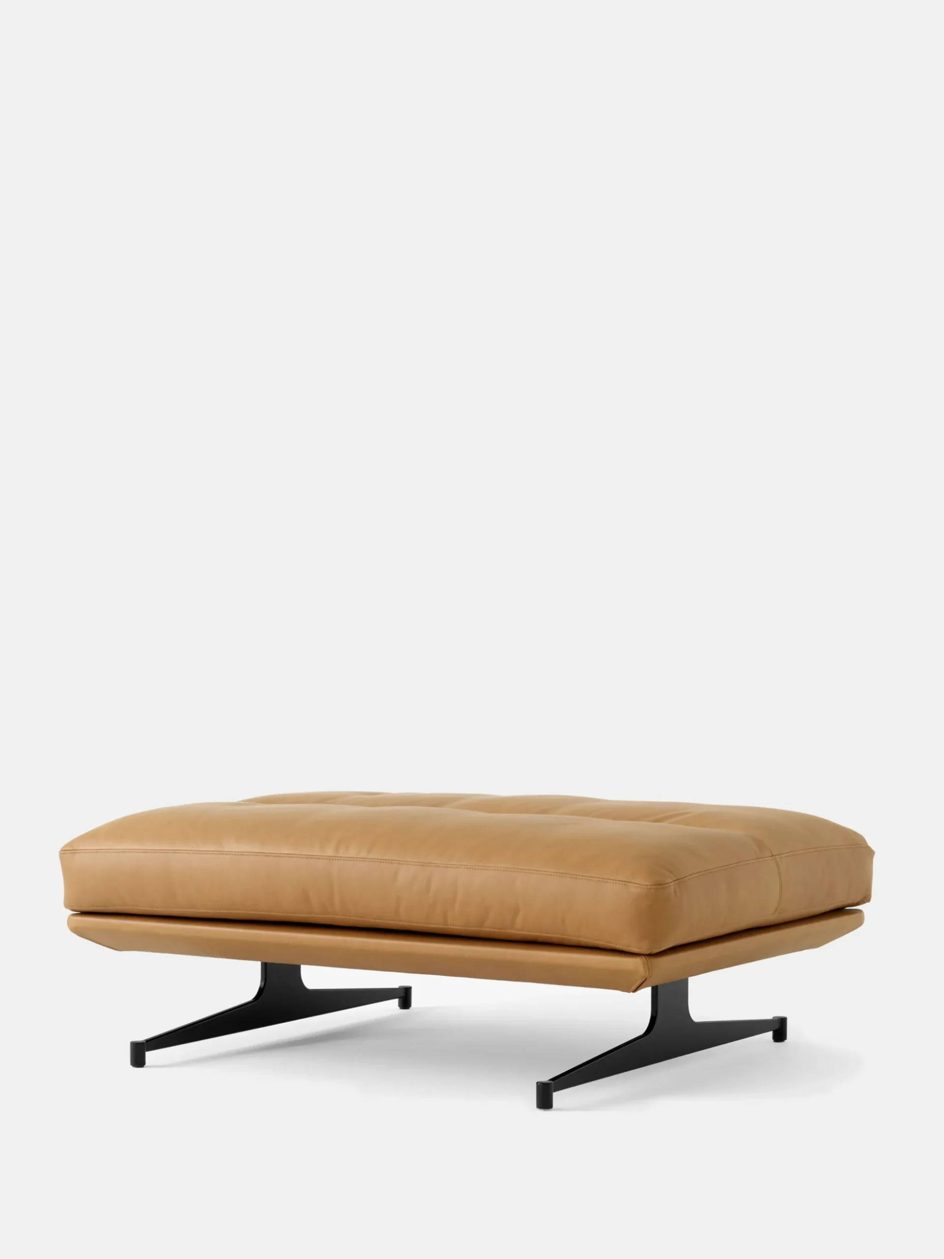 Inland AV32 Pouf