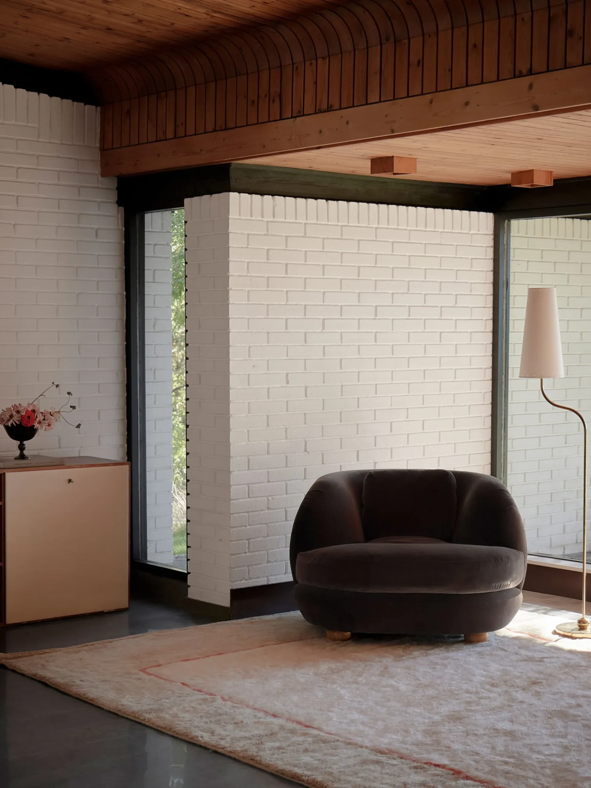 Komet Floor Lamp - Polished Brass