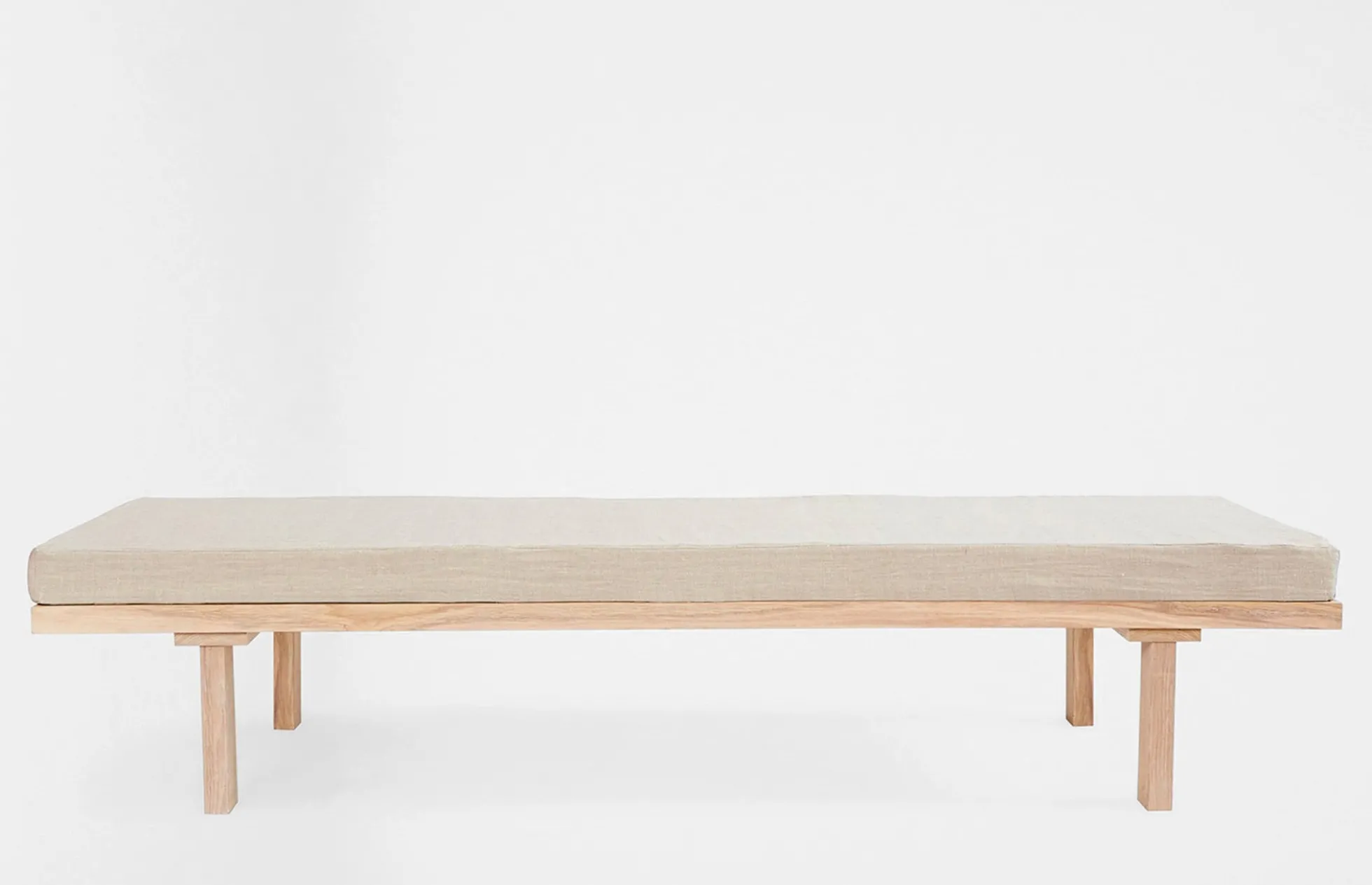 KR-180 Daybed