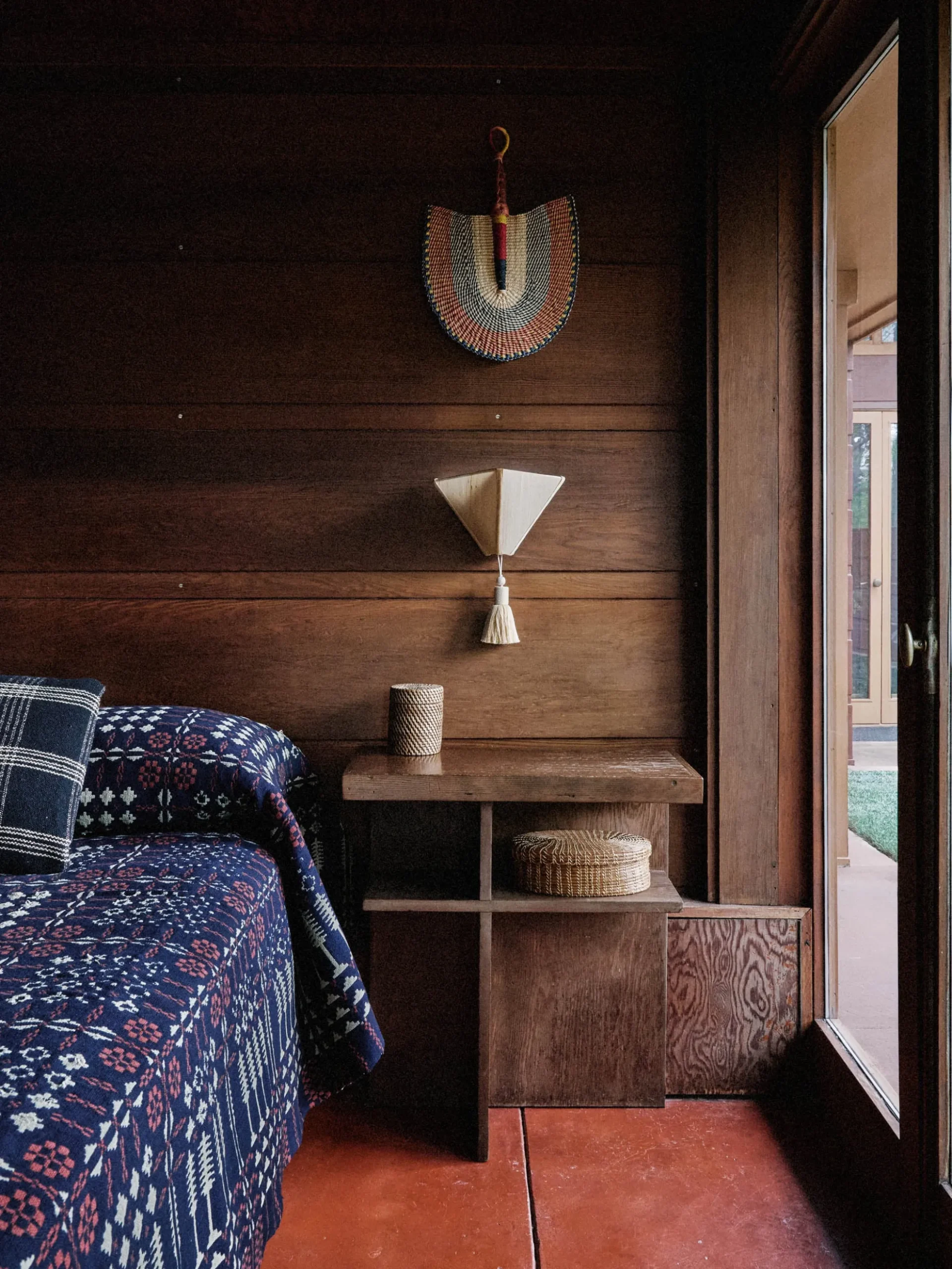 Lantern Pyramid Sconce