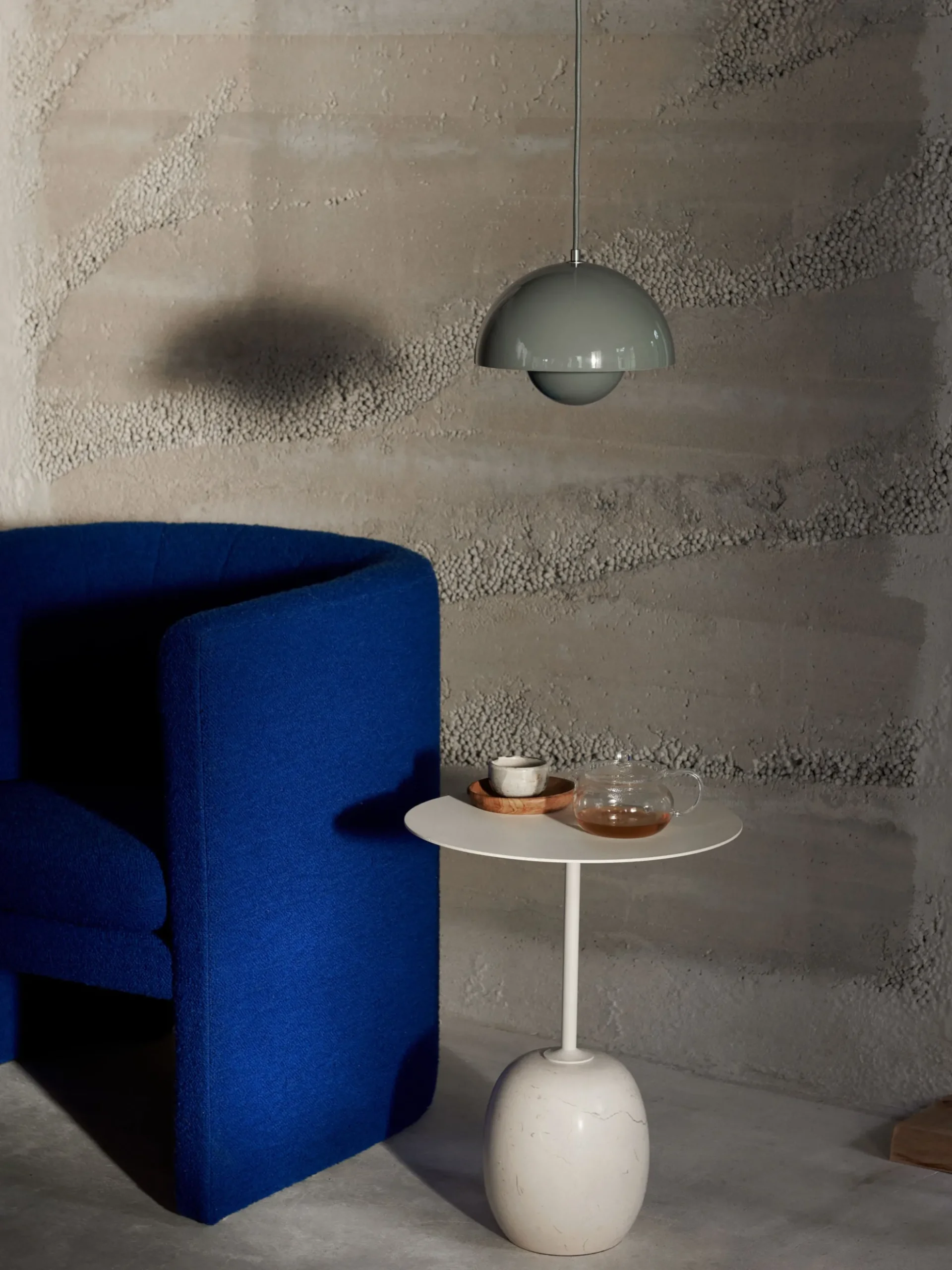 Lato Table