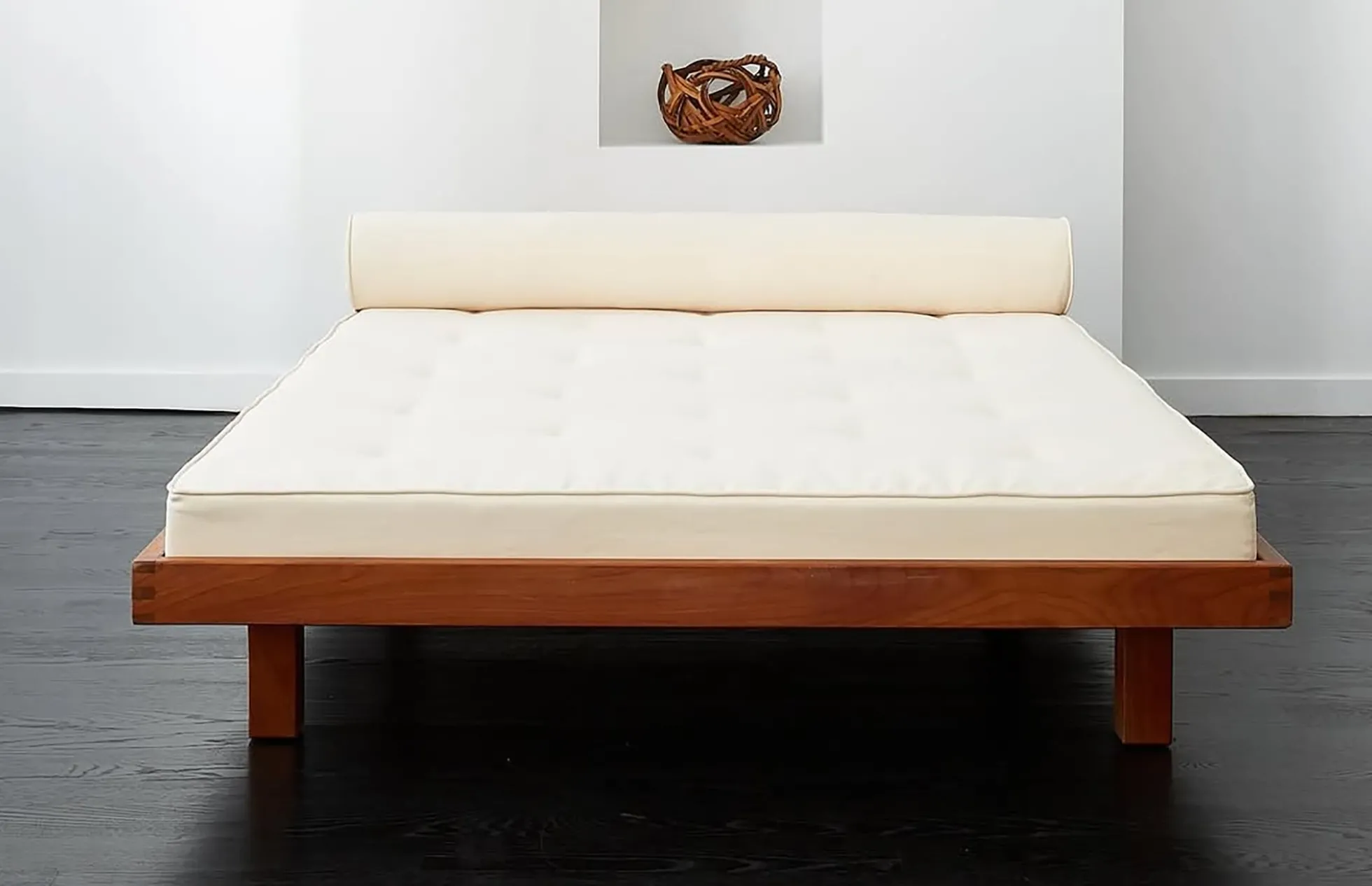 L01 Godot Bed