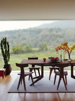 Light Extending Table