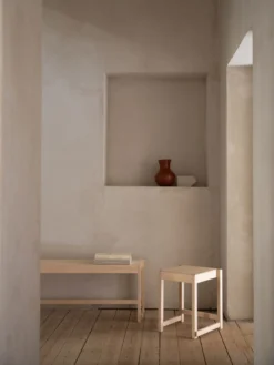 Low Stool 01