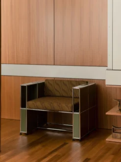 Manjak Lounge Chair