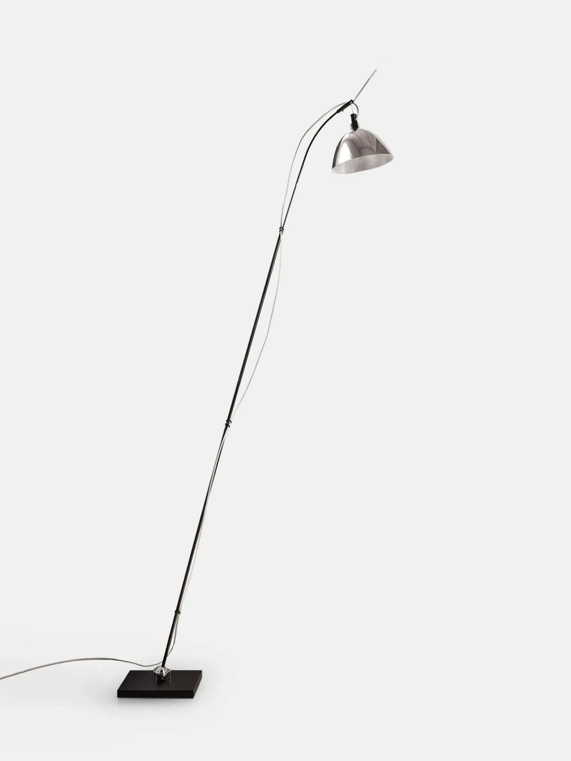 Max Floor Lamp