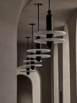 Median 1 Pendant