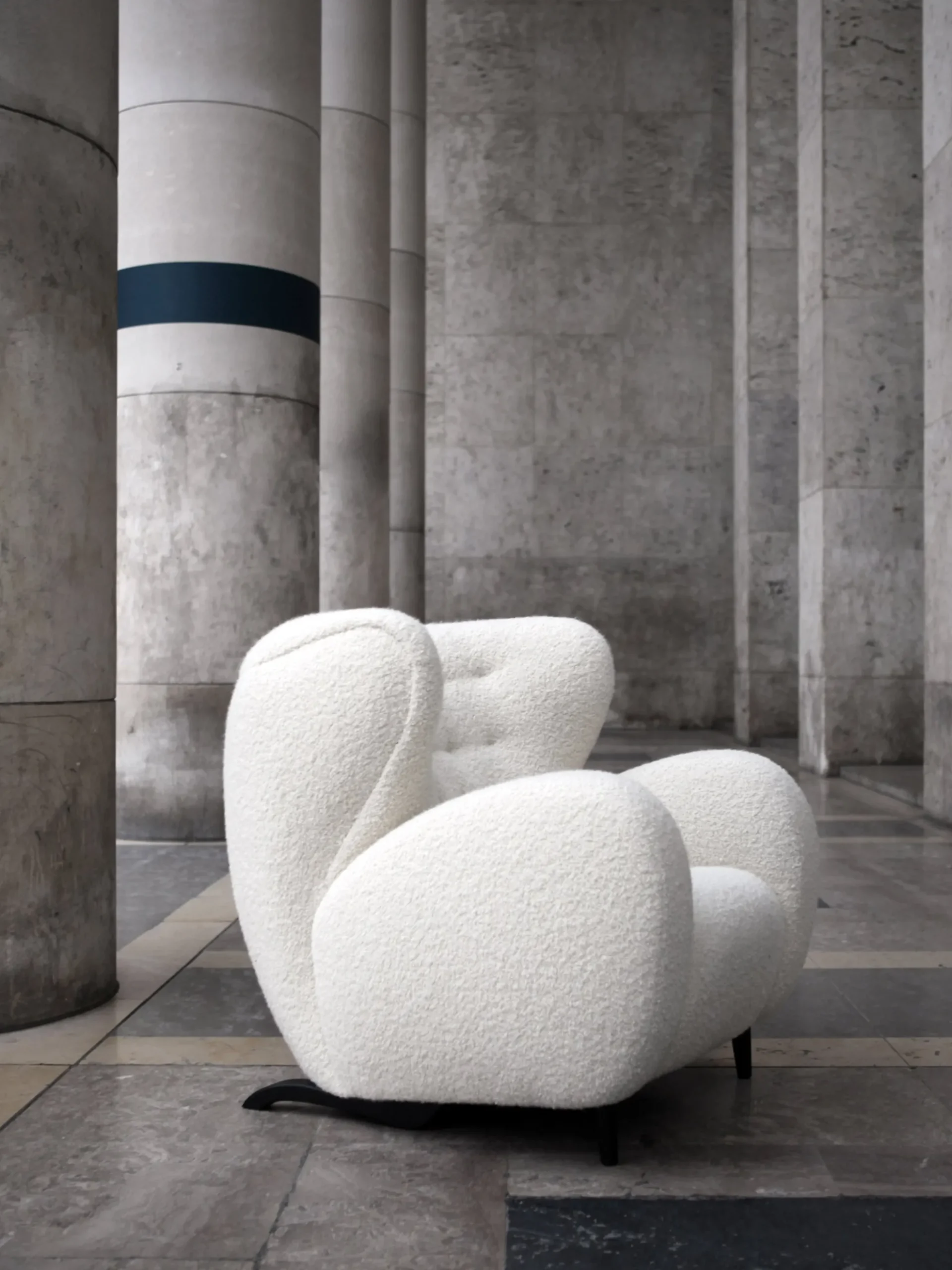 Minotaure Armchair