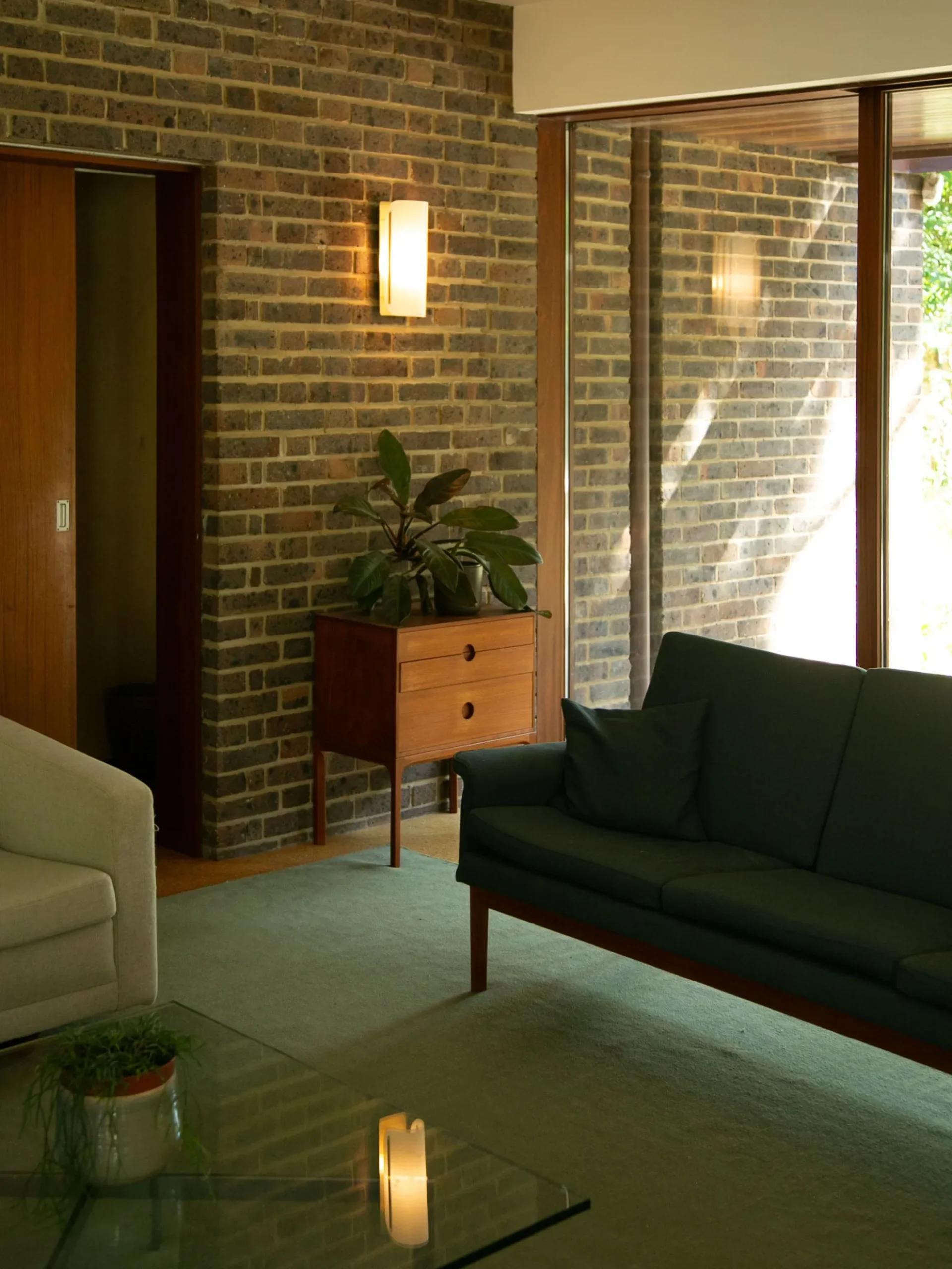 Modernist Metal Wall Lamp