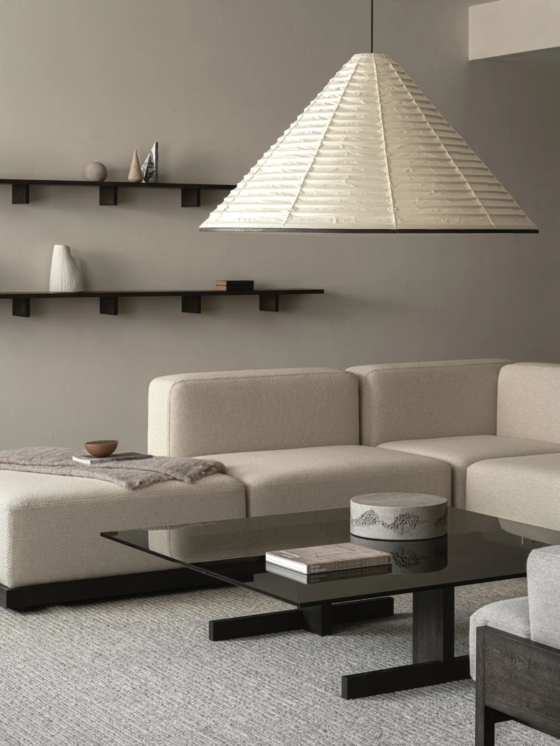 N-S02 Ottoman