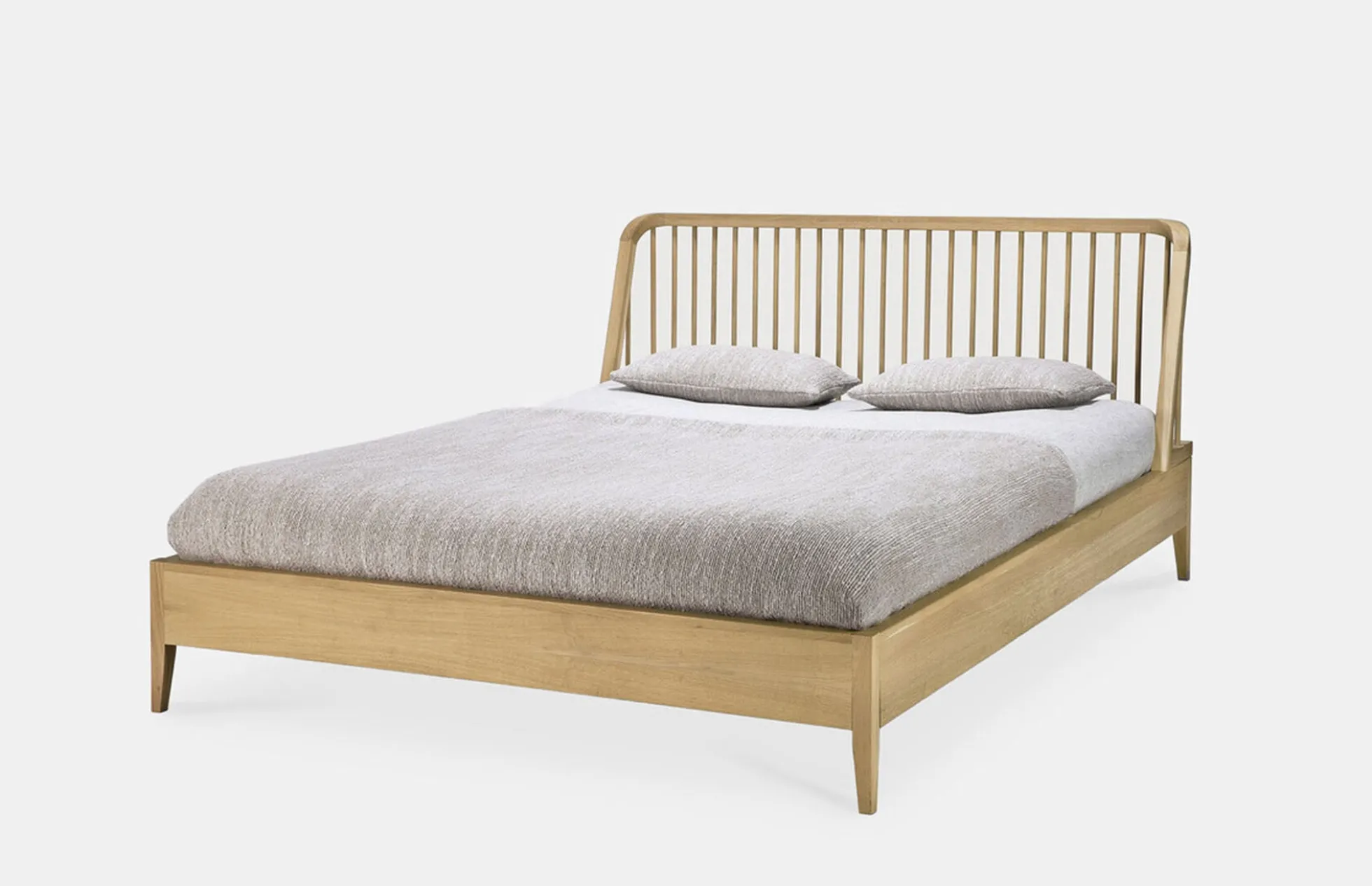 Oak Spindle Bed
