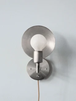 Orbit Wall Lamp