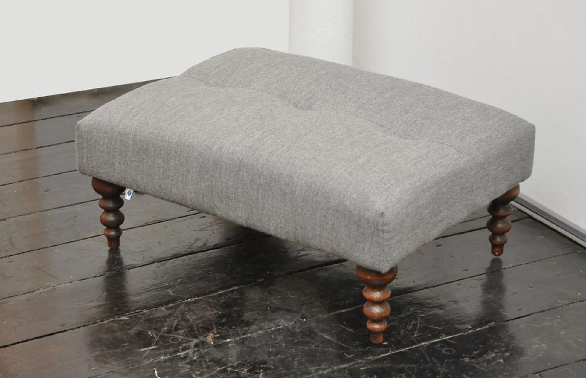 Oscar Ottoman – Small
