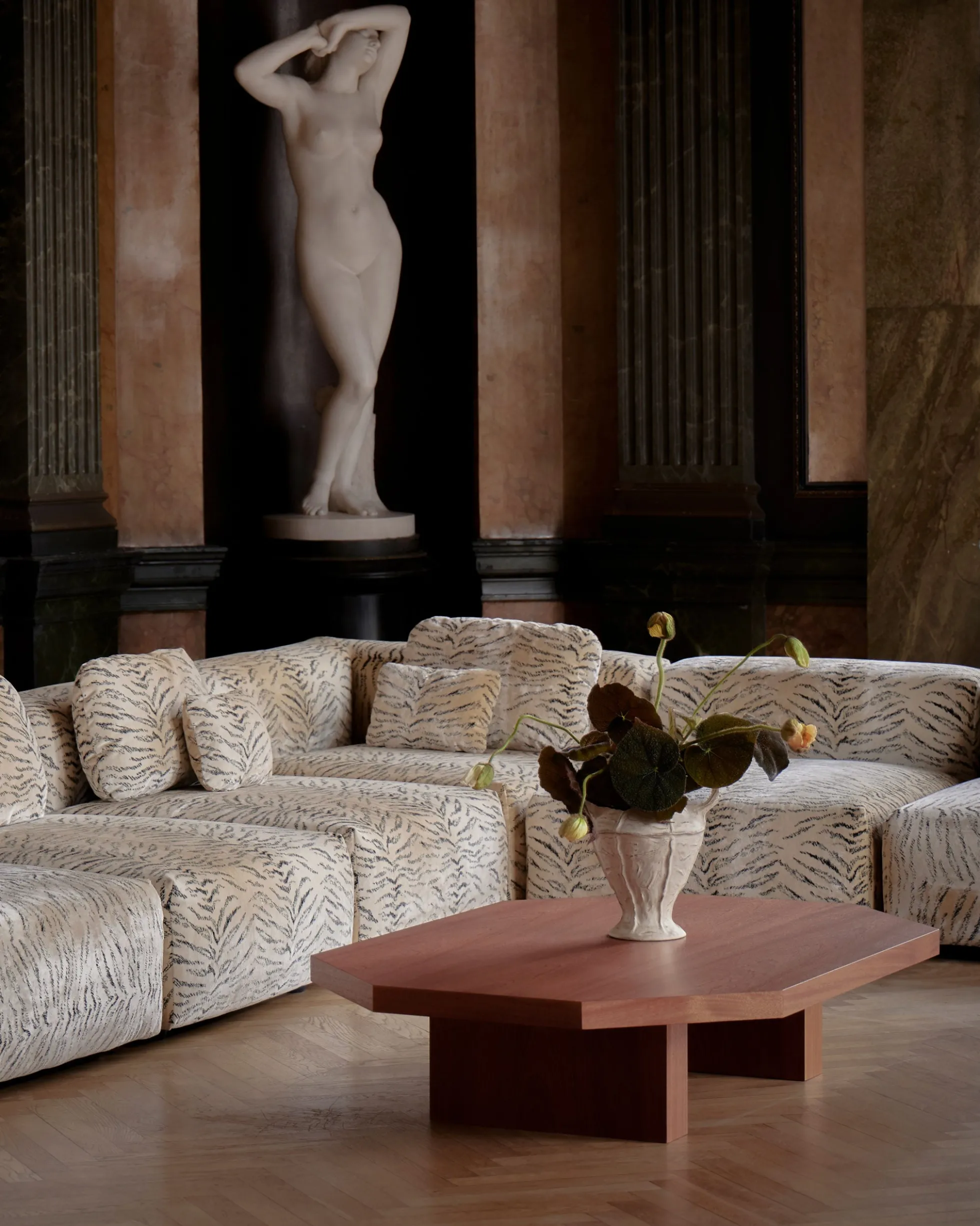Palazzo Coffee Table