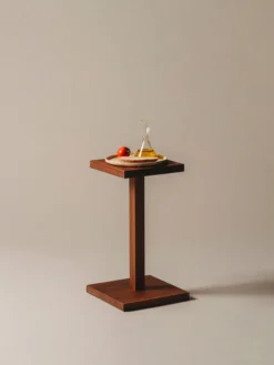 Peana Molina Side Table